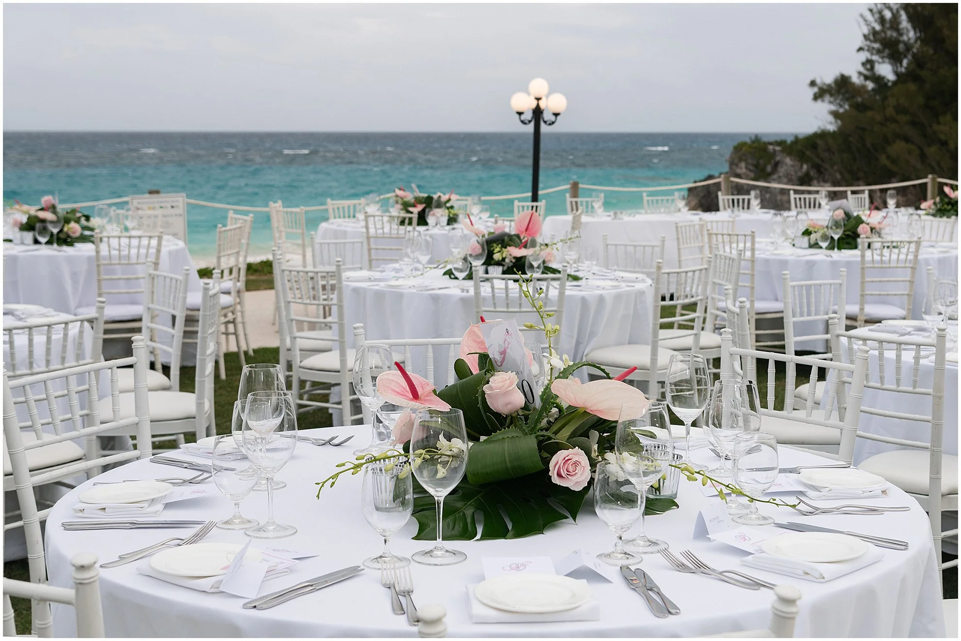Black Tie Beach Wedding at Rosewood Bermuda_©FianderFoto_Photographer_067.jpg