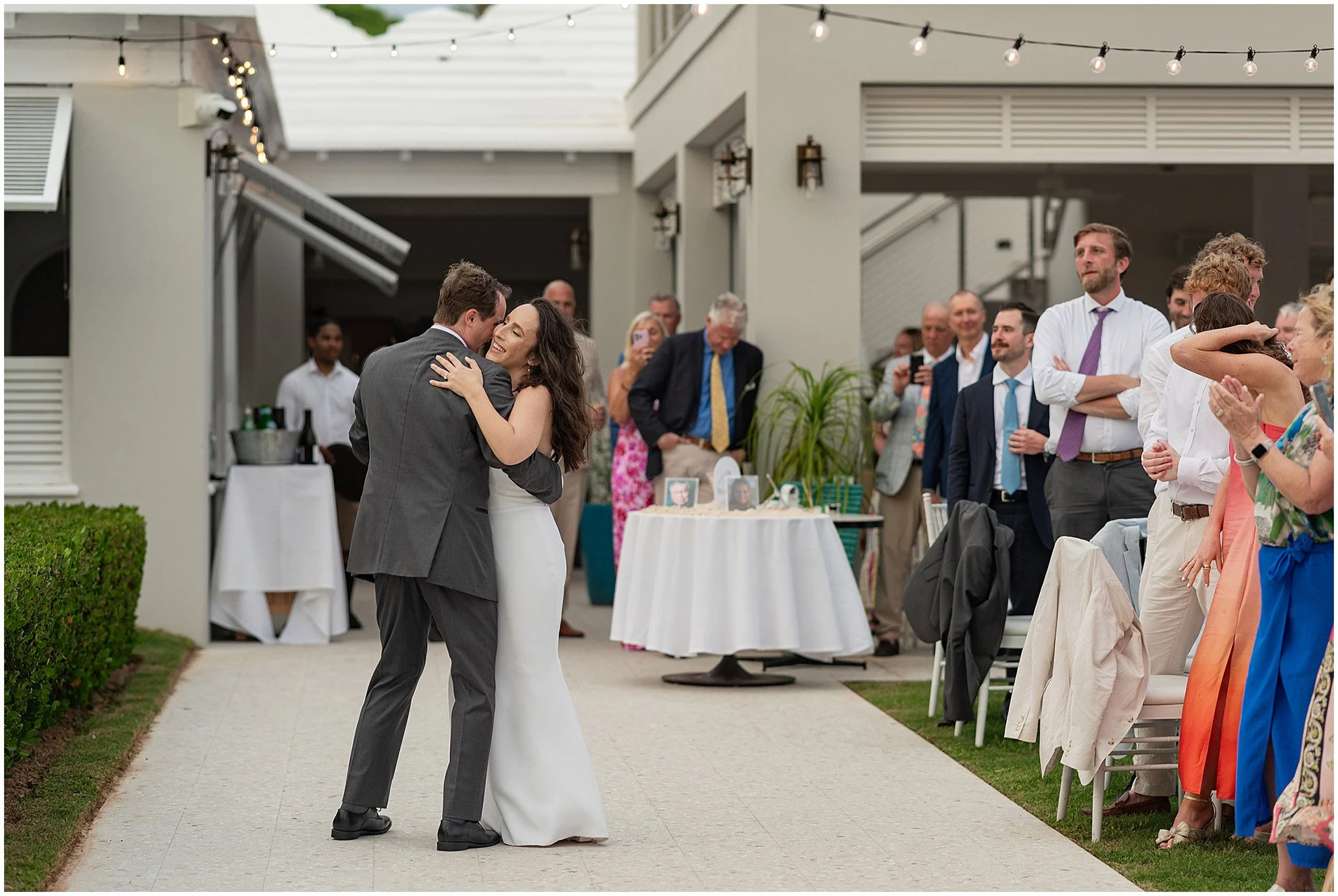 Black Tie Beach Wedding at Rosewood Bermuda_©FianderFoto_Photographer_071.jpg