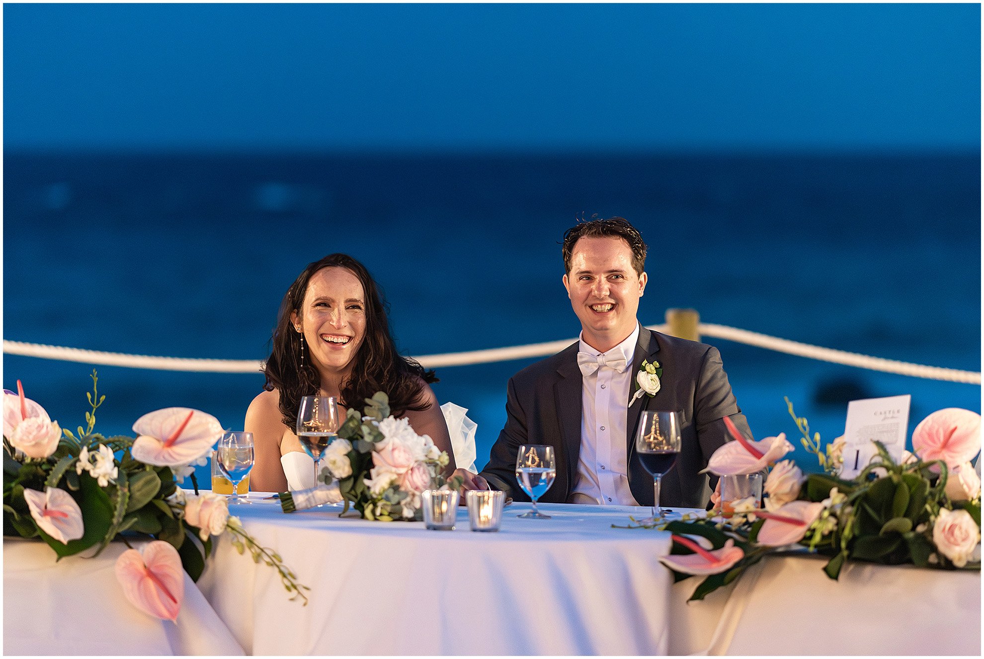 Black Tie Beach Wedding at Rosewood Bermuda_©FianderFoto_Photographer_078.jpg