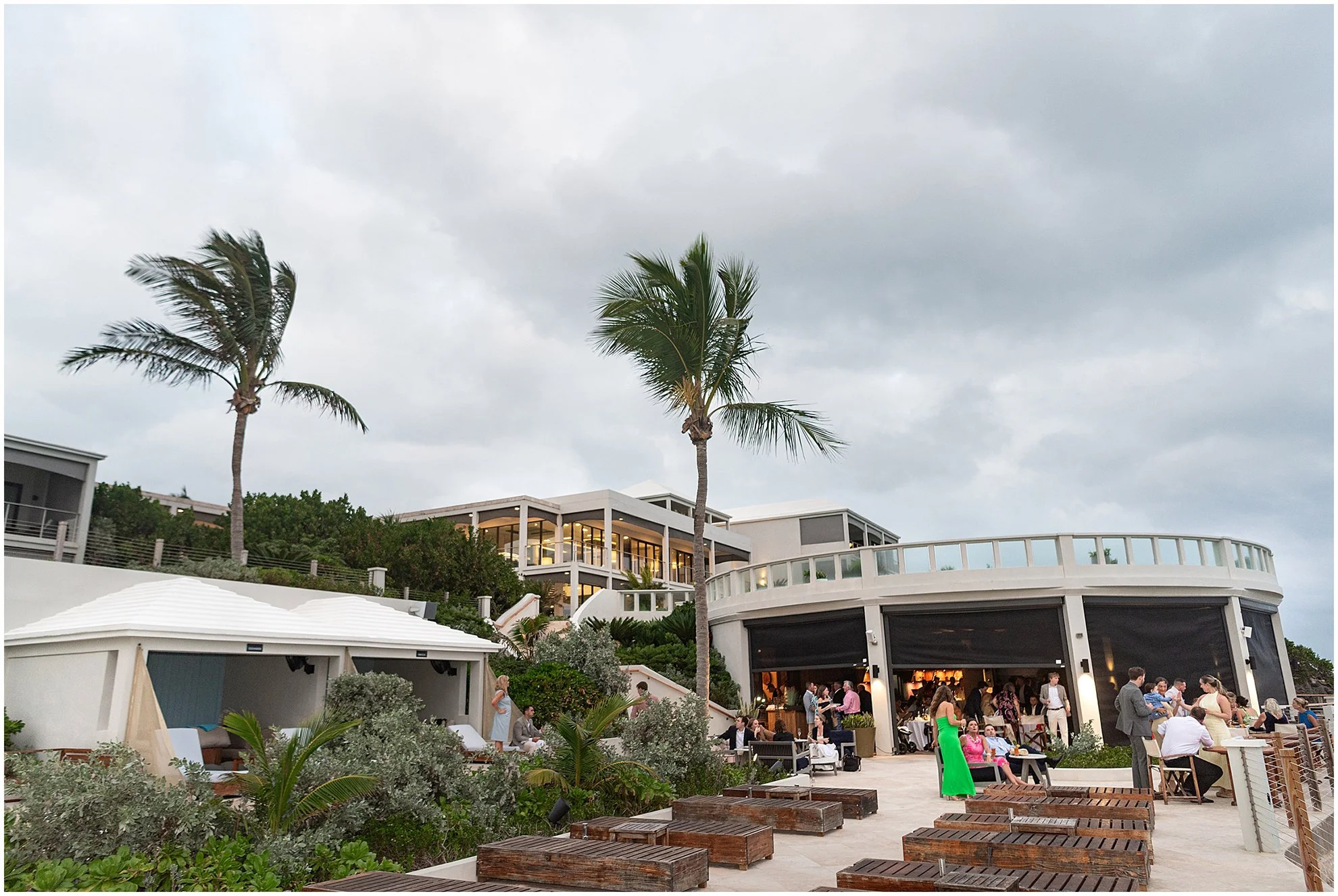 Welcome Dinner at The Loren in Bermuda_©FianderFoto_Bermuda Wedding Photographer_025.jpg
