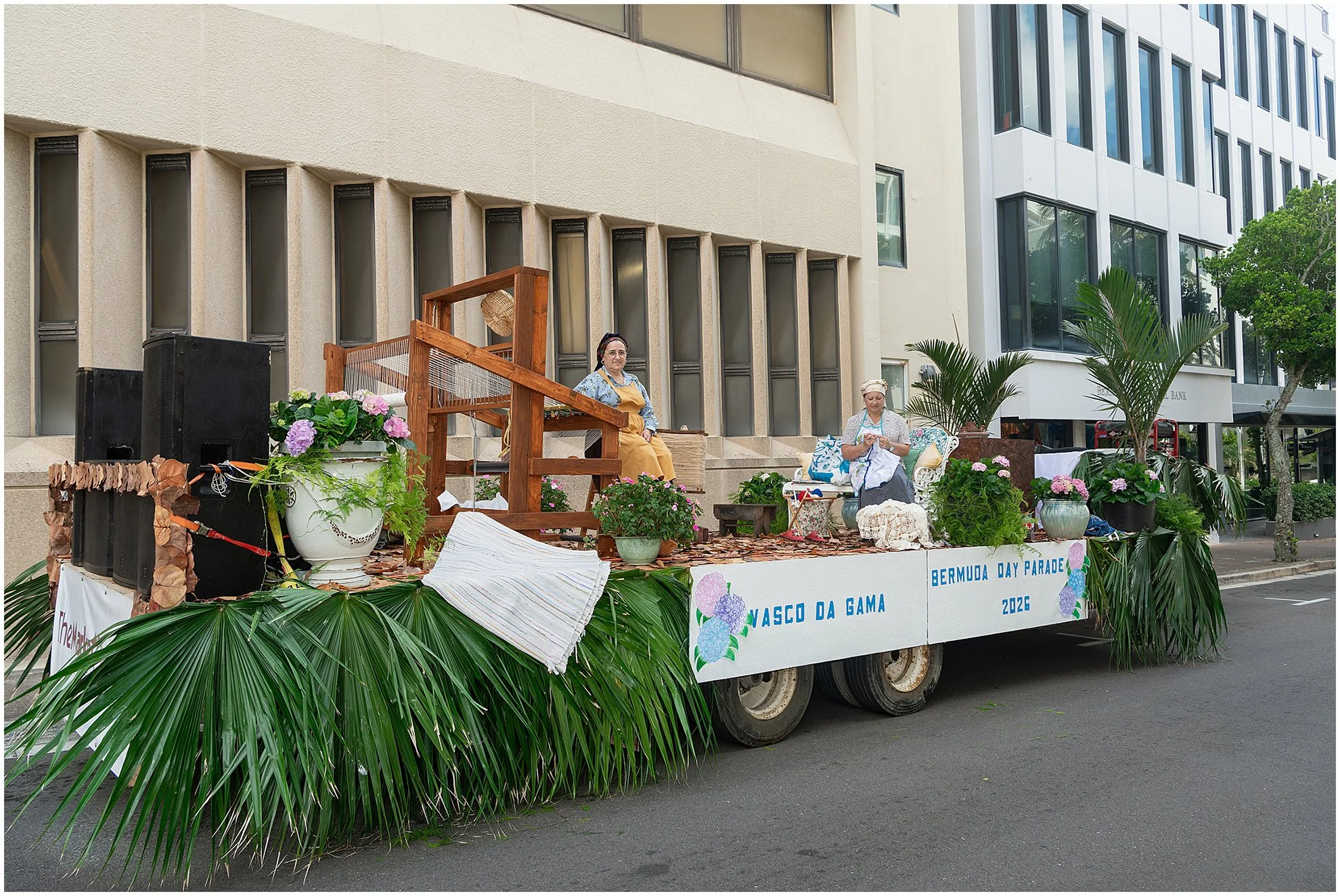 Photojournalist in Bermuda_Public Event_May 24 Parade_©FianderFoto_001.jpg