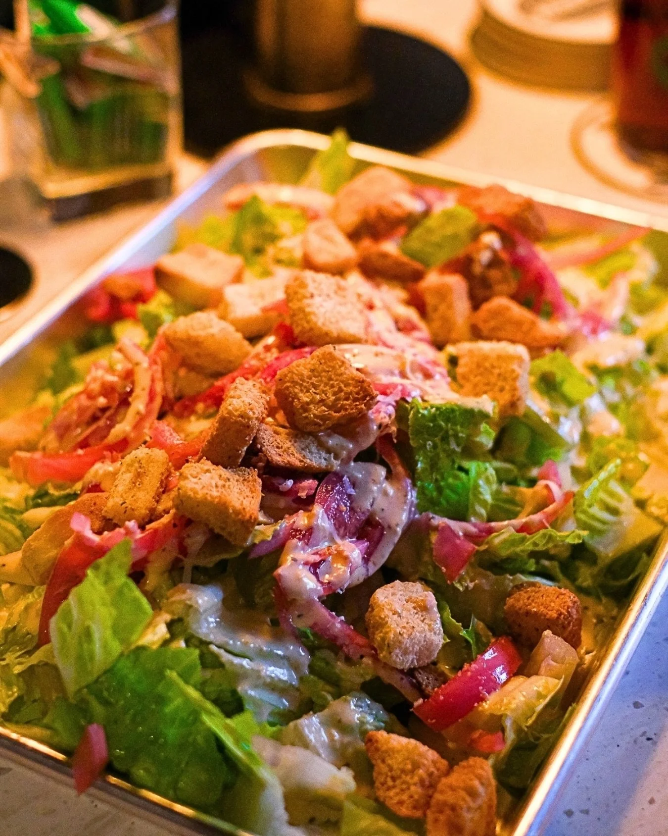 Every great pizza order deserves a salad too 

🥗: Caesar