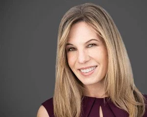 Kara McCarthy Perry, Founder & Empowerment Coach, Just Brilliant, LLC, will guide guests through The Fifty Factor's The Pledge.