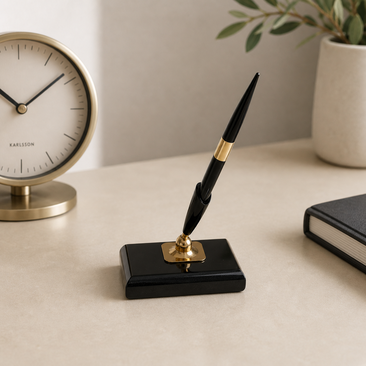 Square Curved Pen Holder