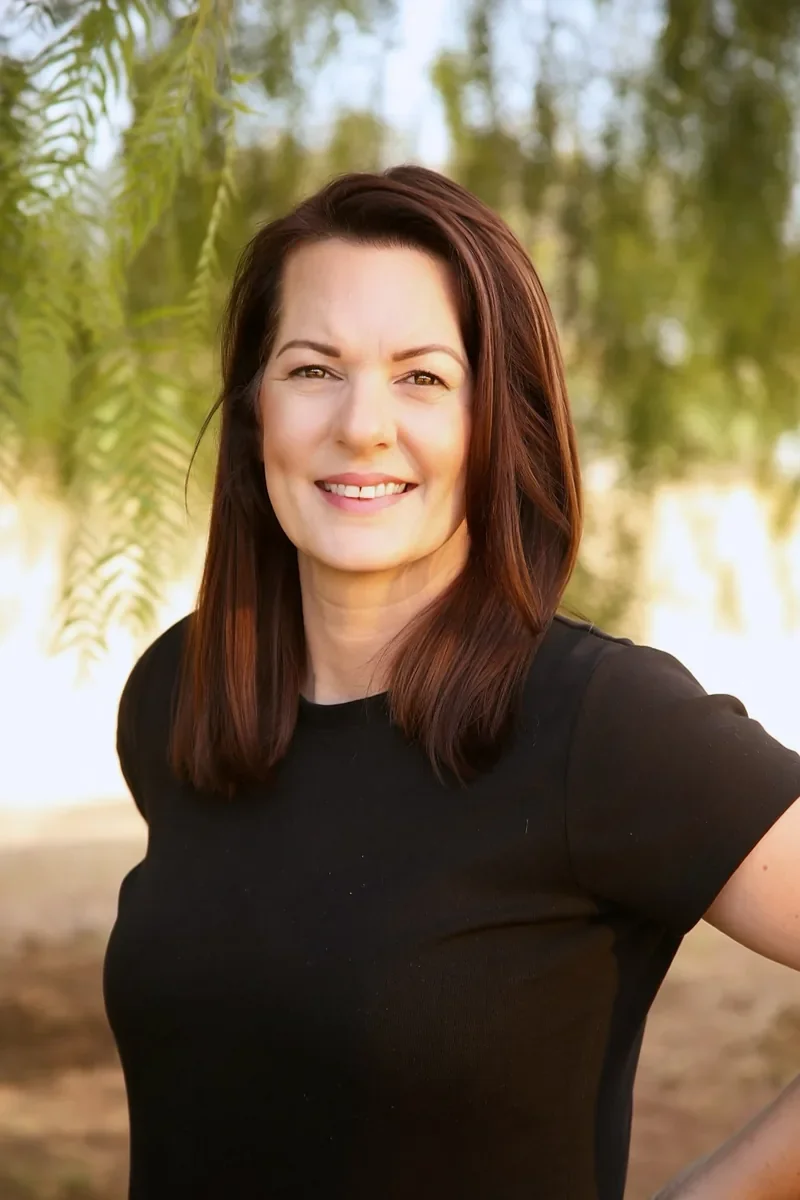 Tony-Marie, C-MLD therapist with Wrthit wearing black scrubs top