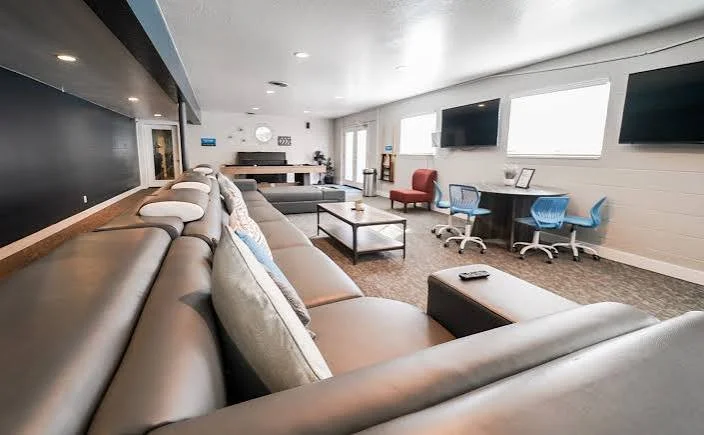 Apartment common area lounge in Provo, Utah, cleaned by Spiff Cleaning