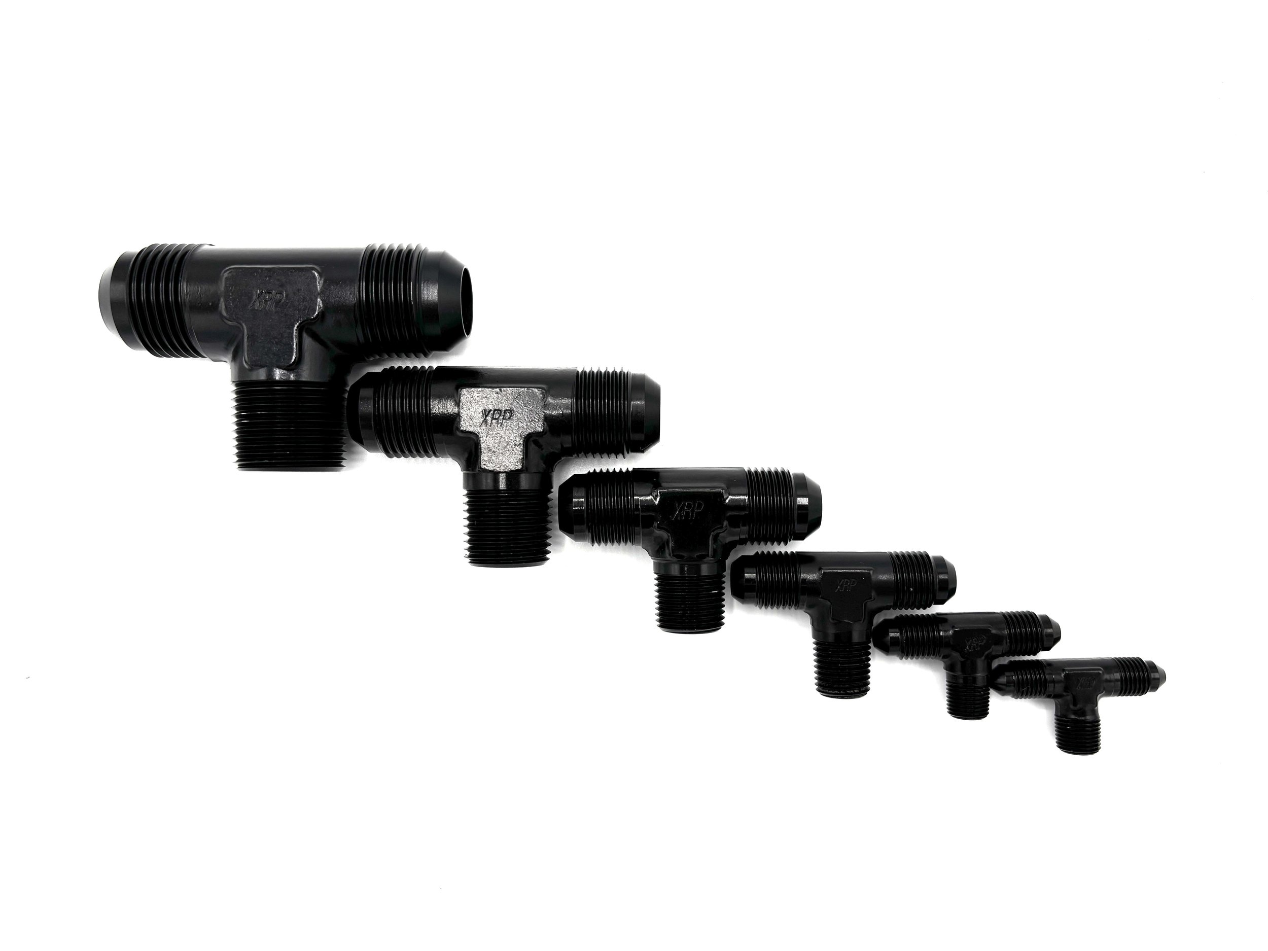 XRP AN male to NPT male tee fitting. Black in color. Various sizes from largest to smallest, left to right.
