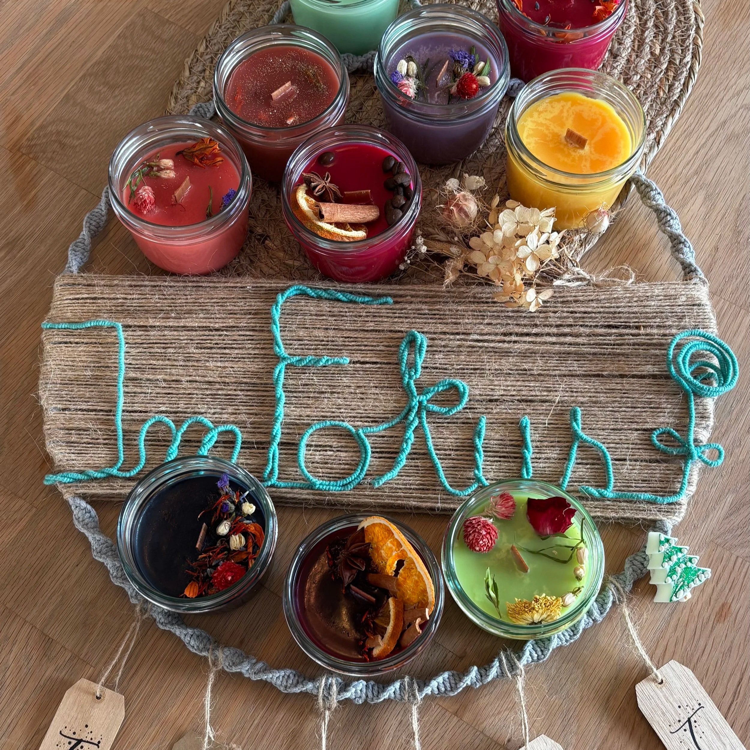 Fertige Kerzen eines Kerzen-Workshops der CandleCrew.