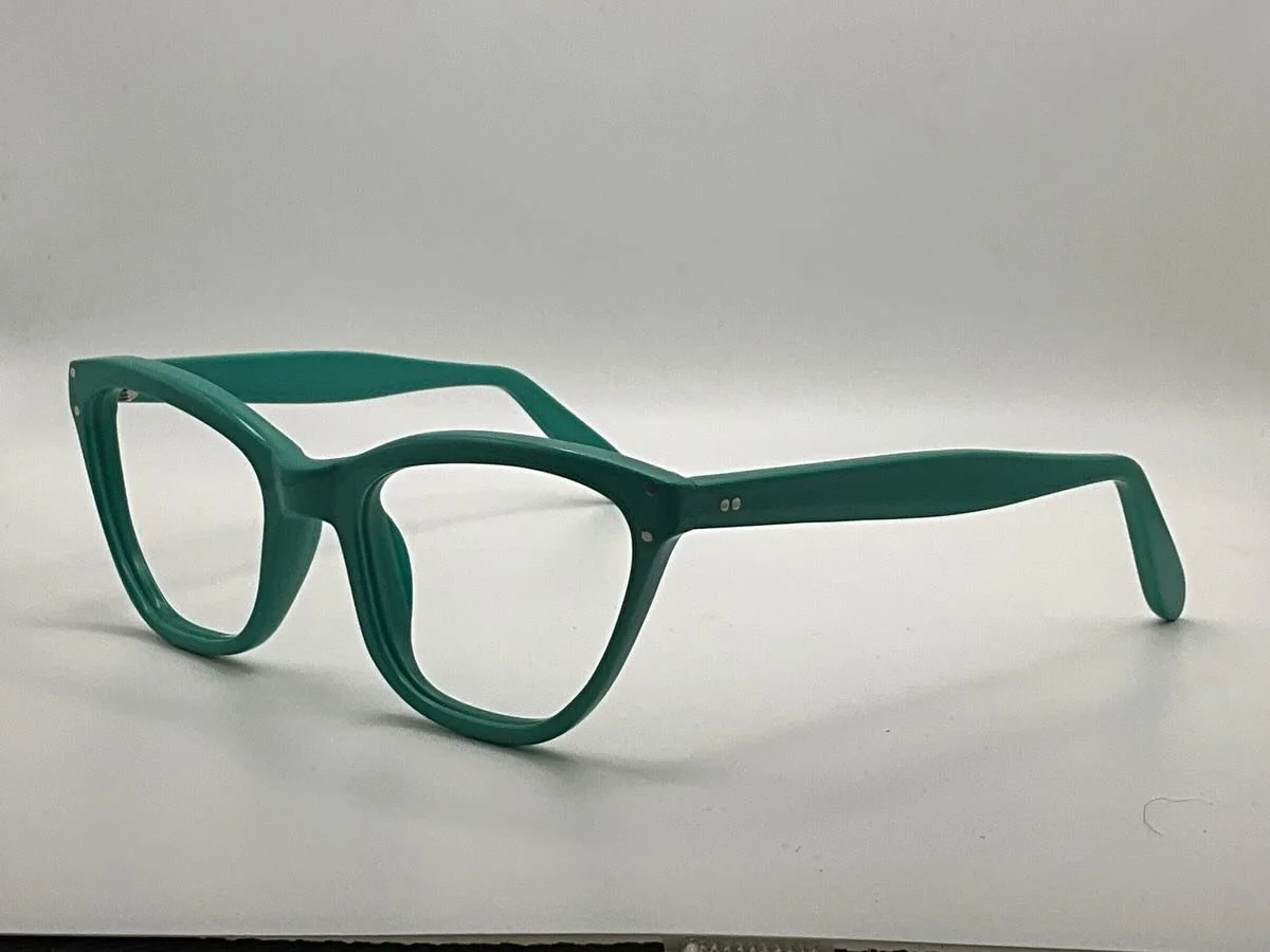 Some frames of the week.

Get in touch to get your perfect pair.

#bespokeeyewear #artisaneyewear #handcraftedeyewear #handcrafted #luxuryglasses