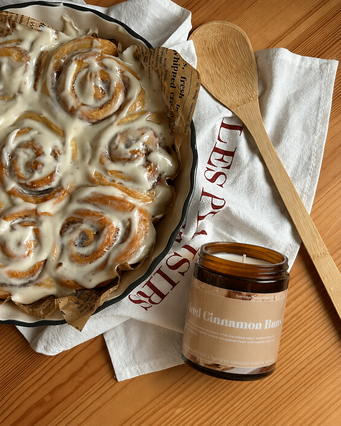 Iced Cinnamon Buns Luxury Candle
