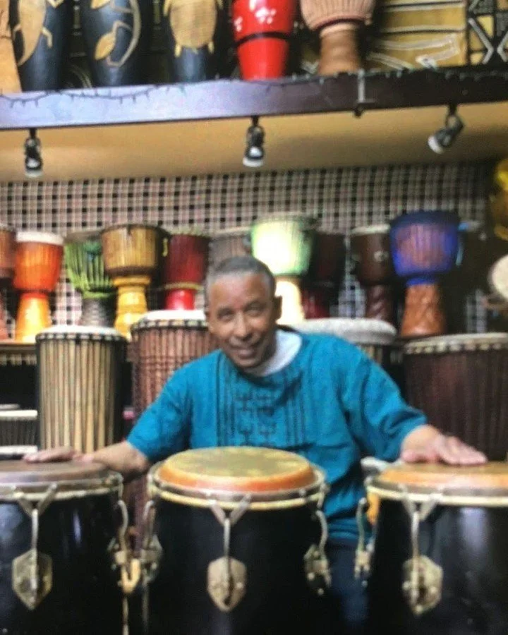 Meet the Expert: Ky Washington

This Sunday, January 11 at 12:00 PM, we're welcoming drum therapist Ky Washington to VibrantLife Yoga Therapy Center&trade; for a special Community Drum Circle for Recovery &amp; Resilience.

Ky brings nearly 50 years 