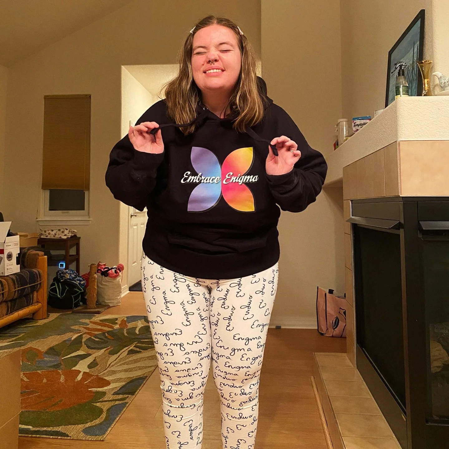 I got my merch in!! It looks great! 😍 please consider getting some, it&rsquo;s worth it 
Chaoticrose.com/store