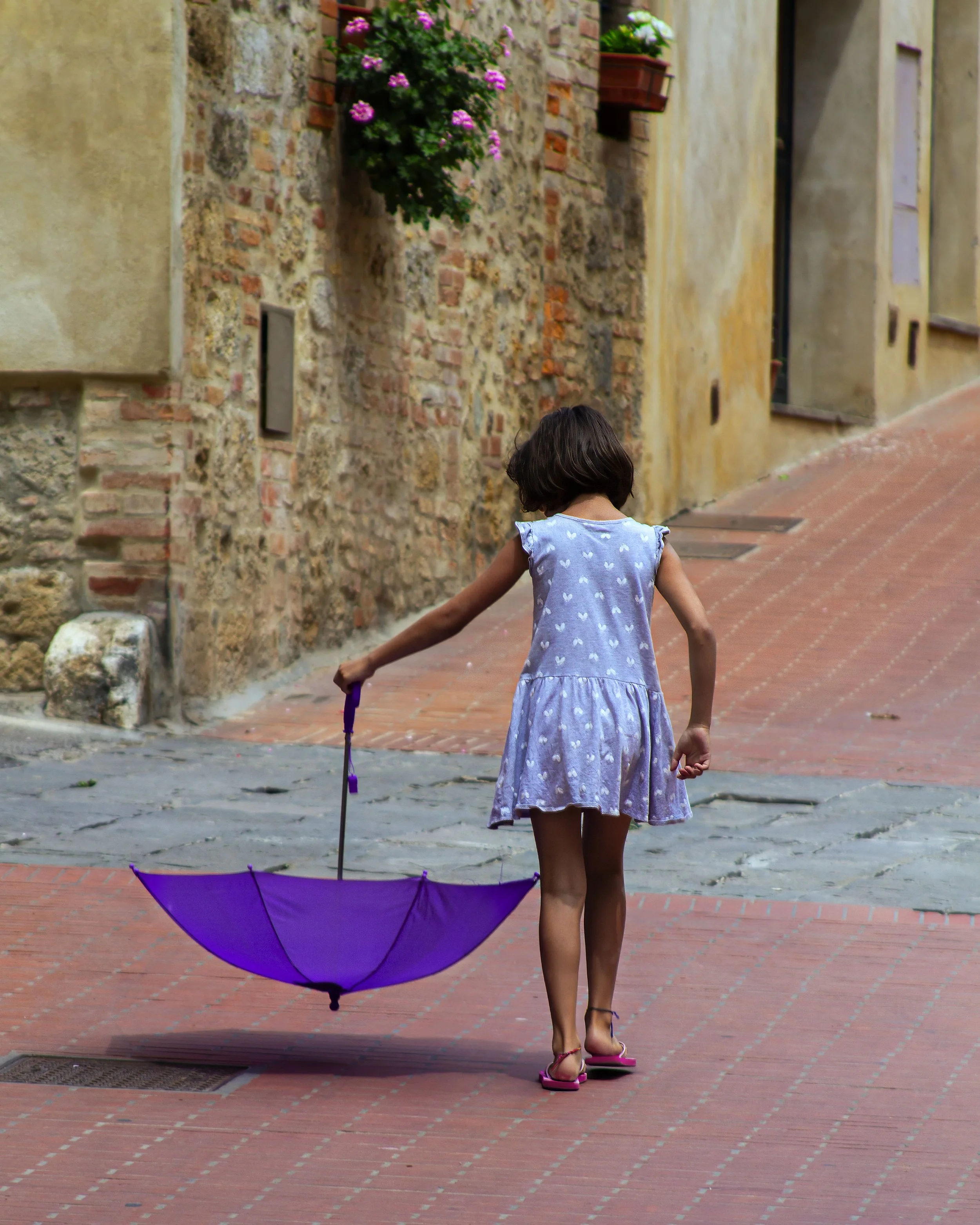 UmbreallaGirl copy.jpg