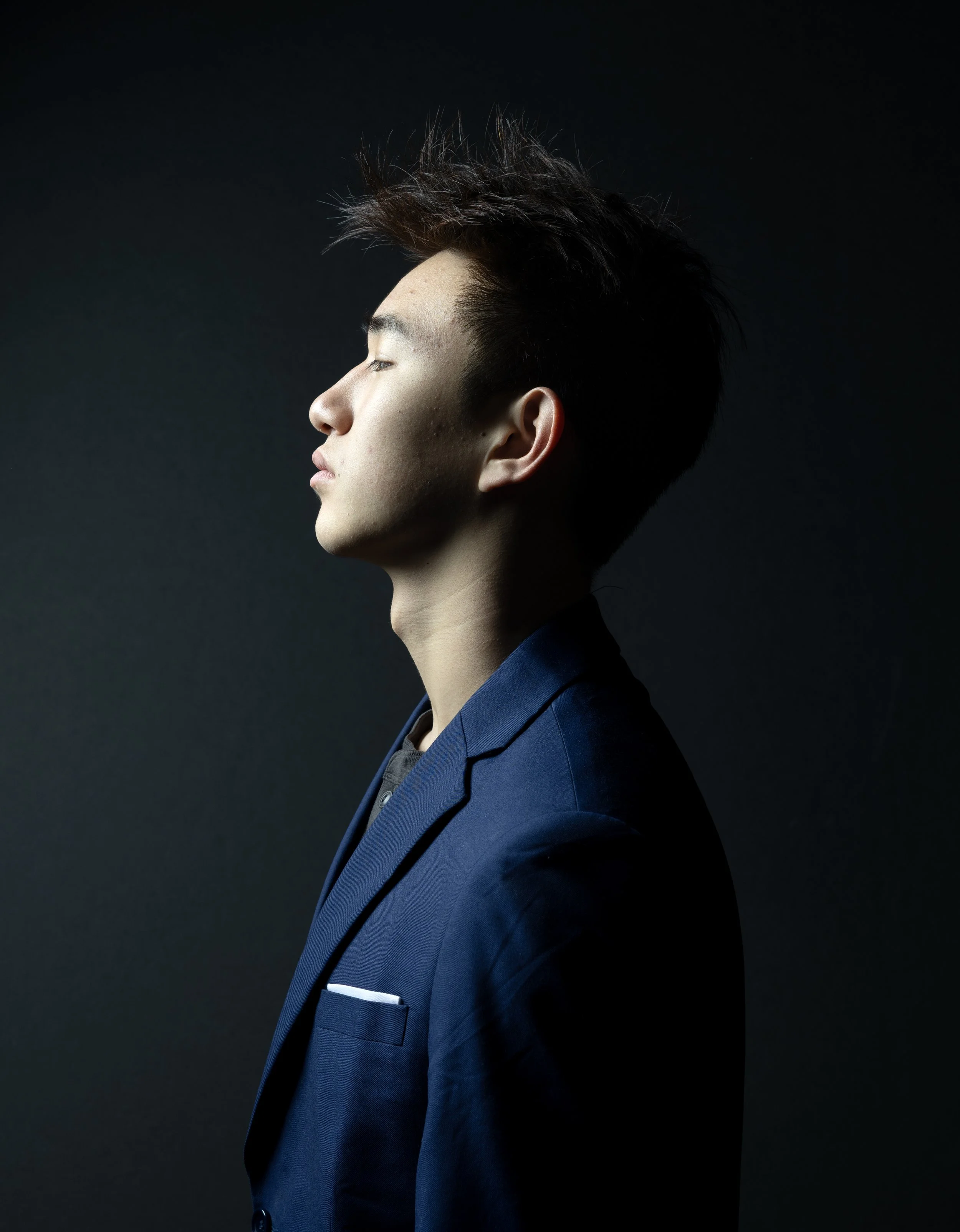 ridzinski_a_formal-studioportrait_1.jpg