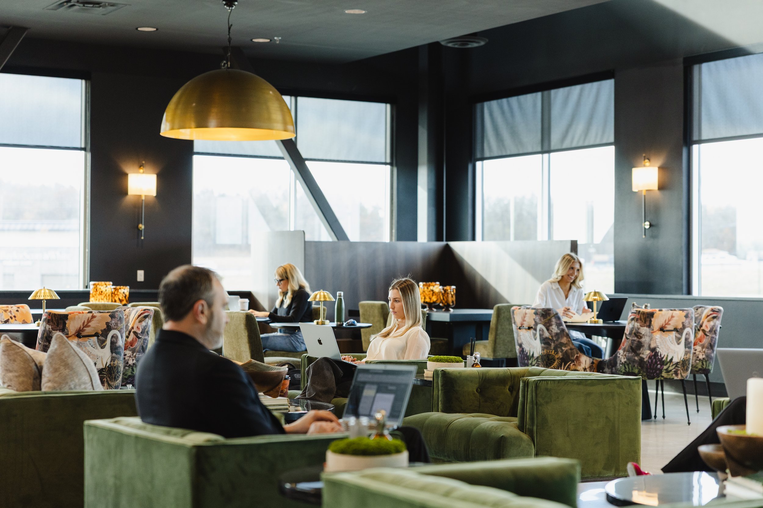 Why Professionals in Parker County Are Choosing Shared Workspaces Like Kings Gate