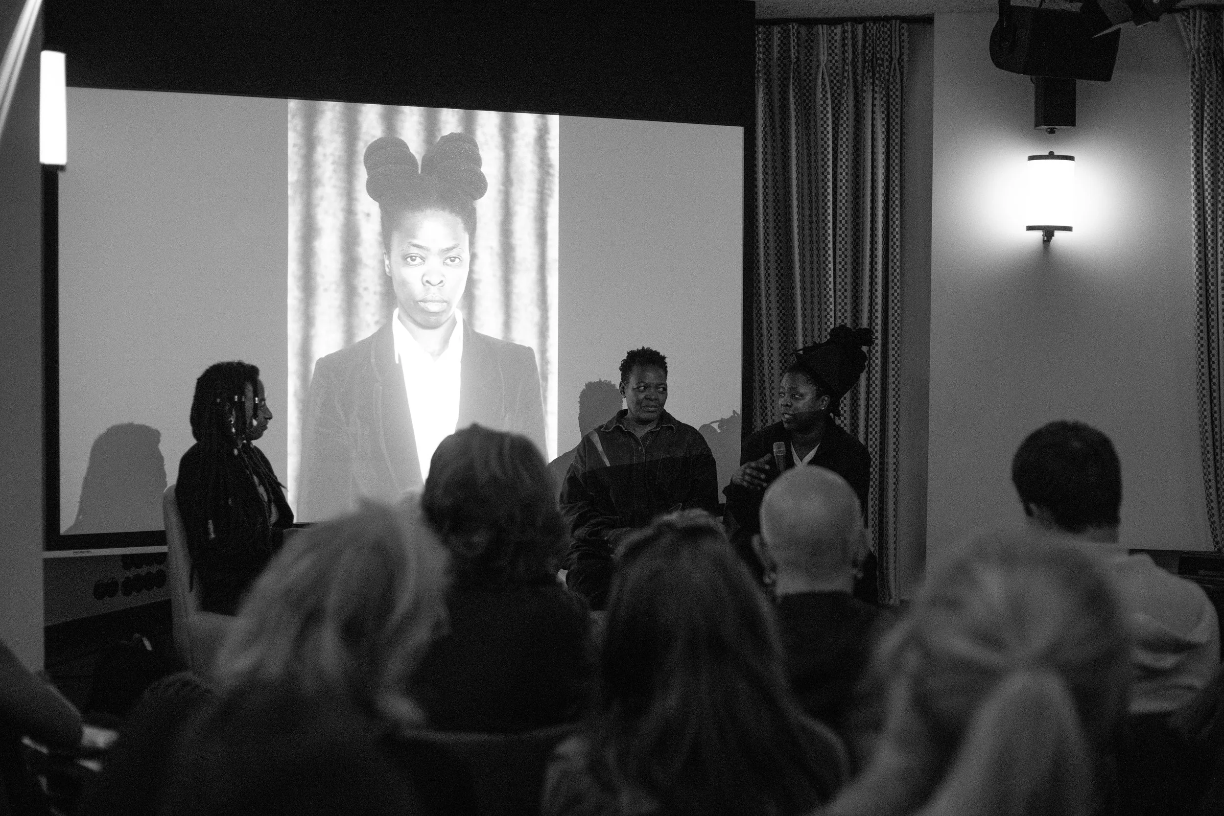 HlangananiTalk_NaomiePieter,GabiNgcoboandZaneleMuholi_11Sep2026_SohoHouseAmsterdam-5.jpg