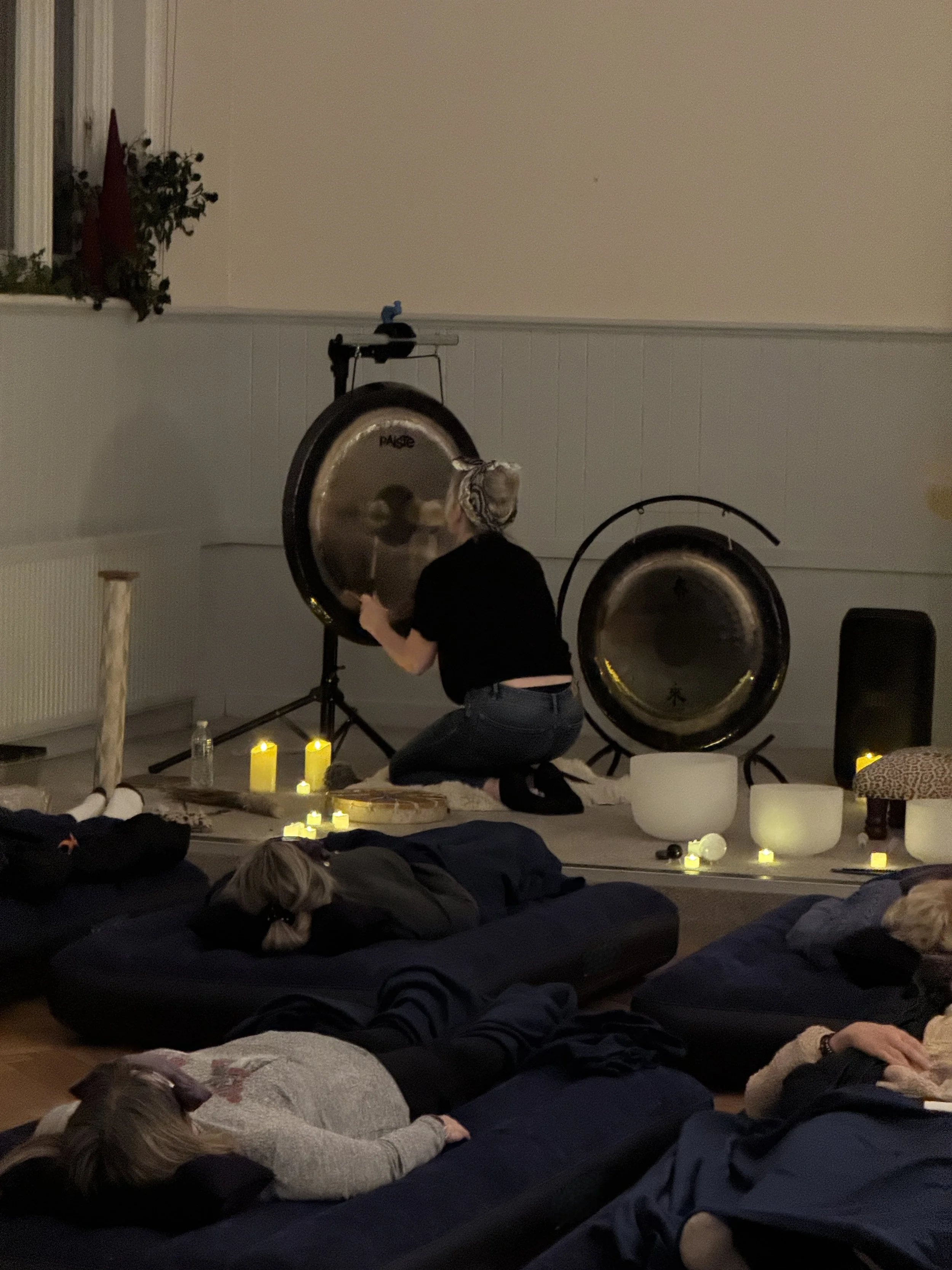Shell Cox Wellness Immersive Floating Sound Bath Experience Brentwood Essex
