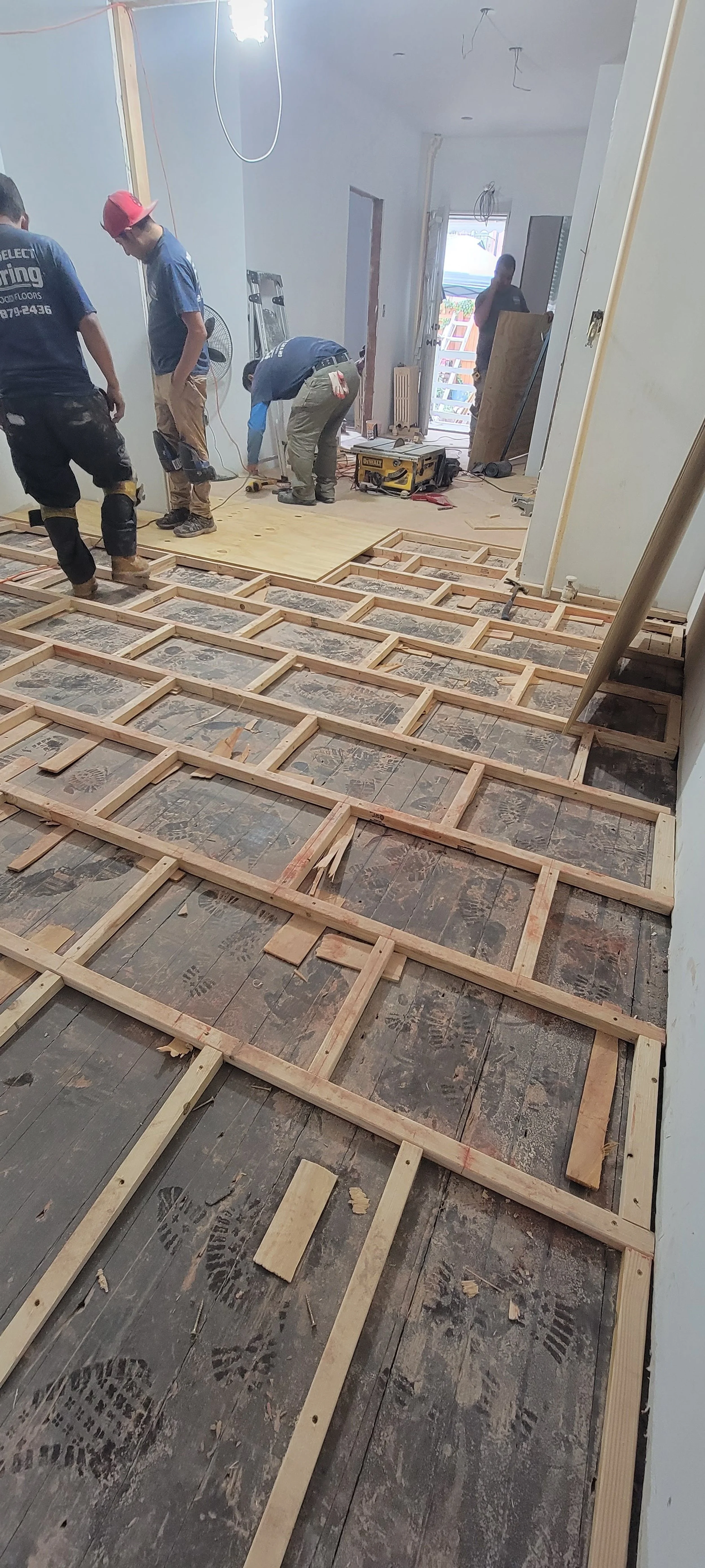 Subfloor Re - Leveling