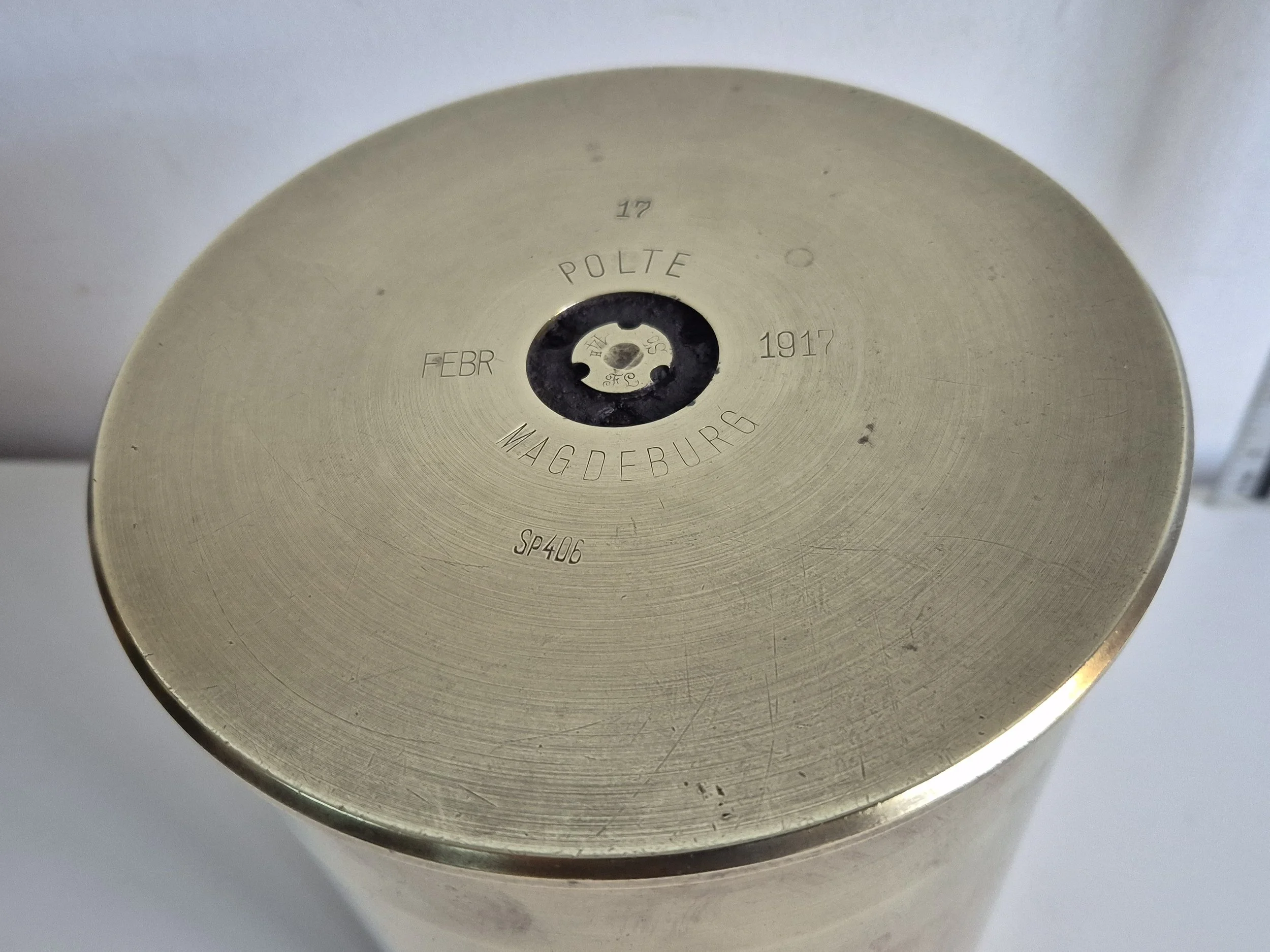 Rare WW1 German brass case for a captured Russian 152mm gun dated 1917