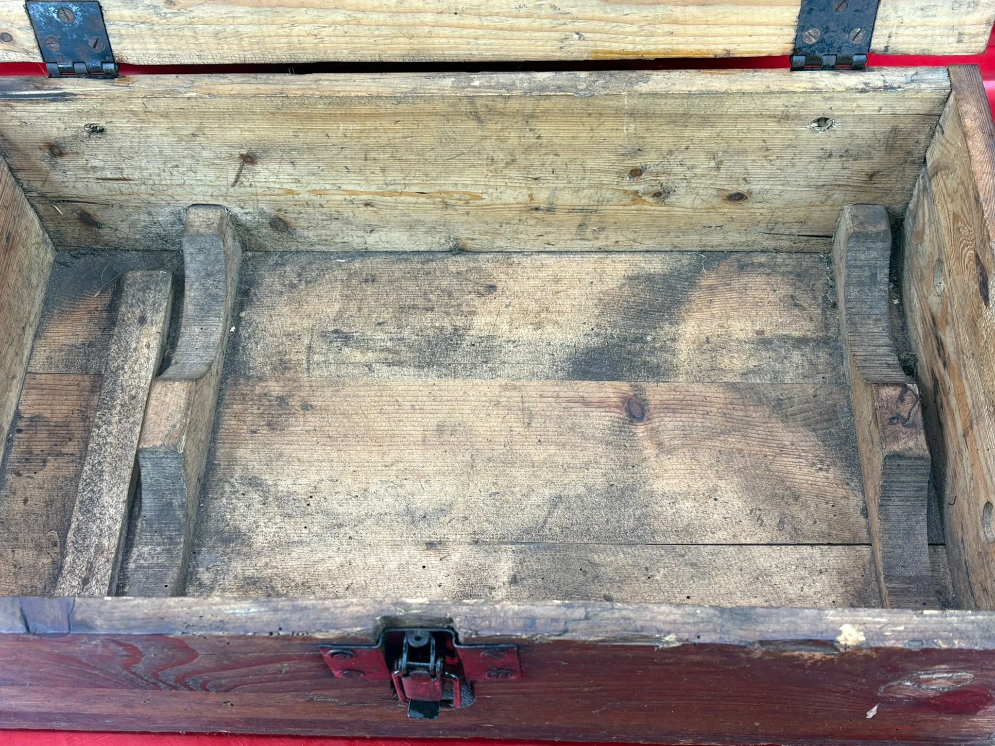 WhatsApp Image 2025-11-18 at 12.13.04 (1).jpeg