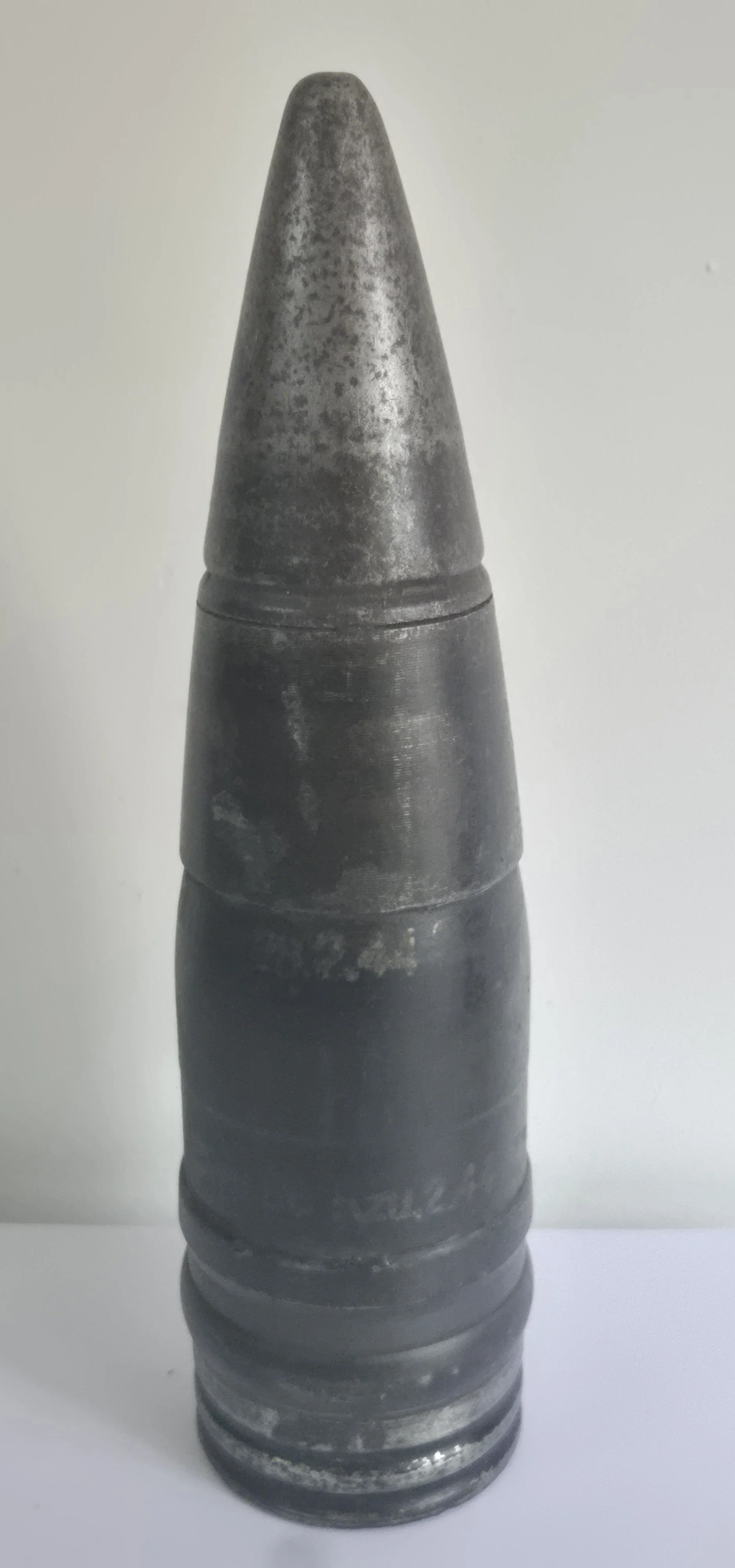 8.8cm KwK 43 Pzgr.39/43 APCBC-HE projectile in amazing condition!