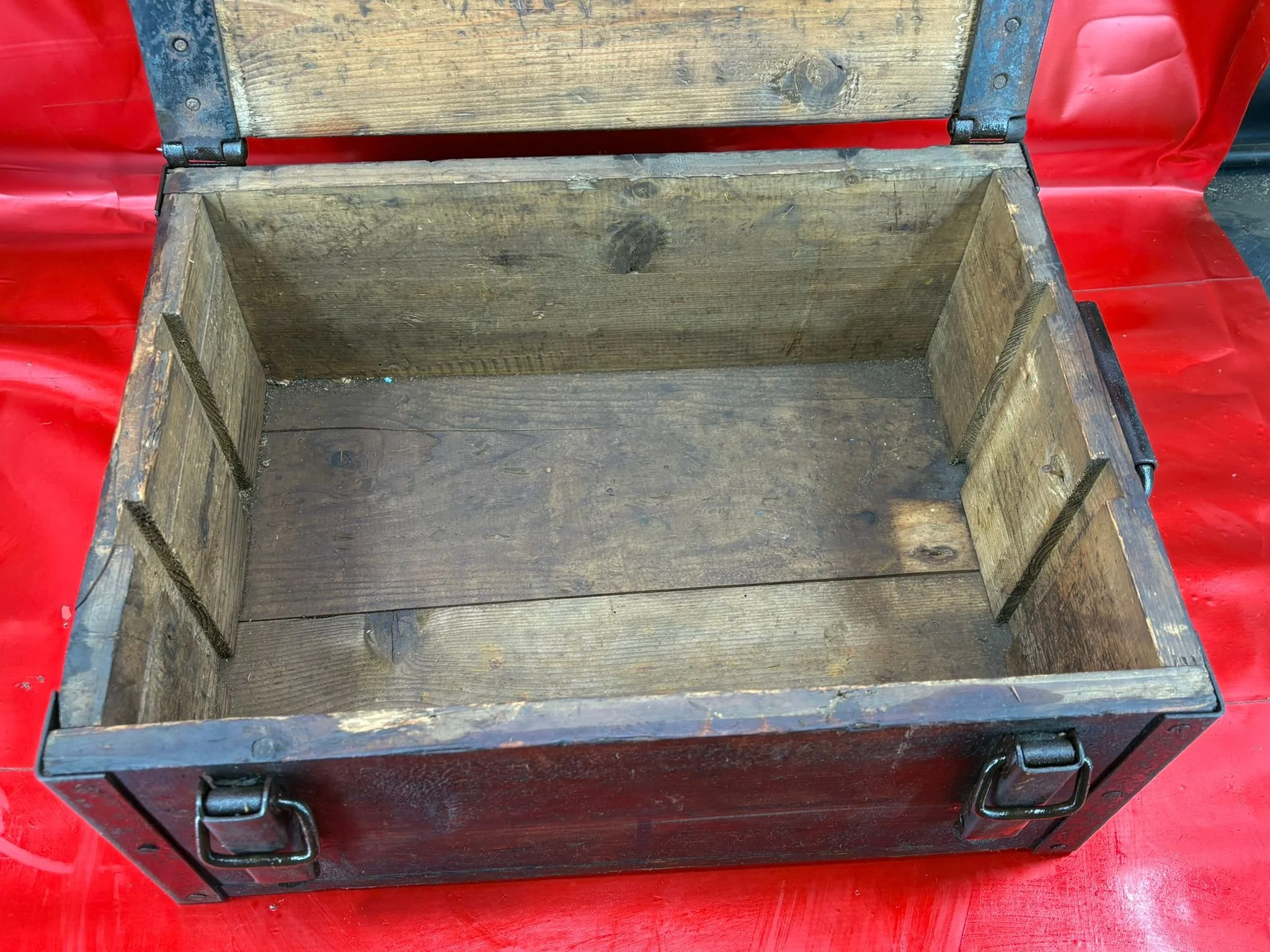 WhatsApp Image 2025-11-18 at 12.09.00 (8).jpeg