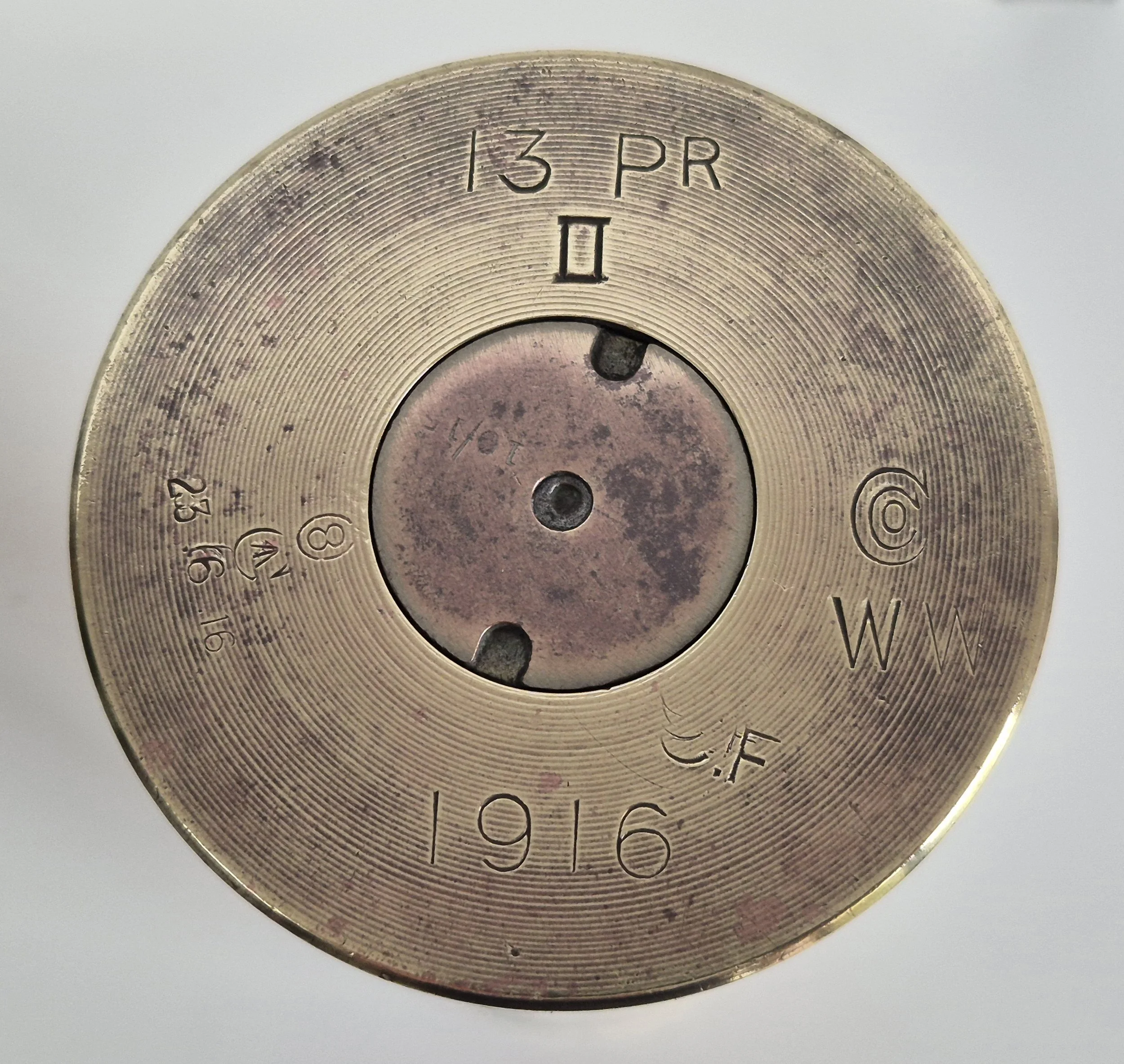 British 13pdr Mk.II field gun brass case, 1916 dated.