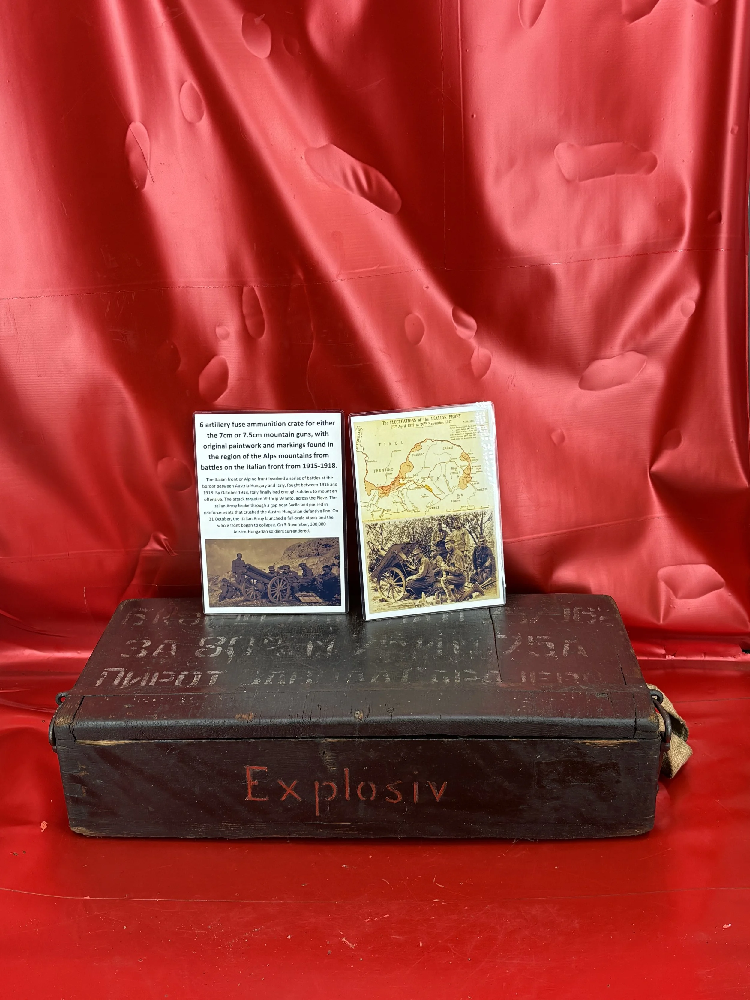 Austro/Hungaian 6 artillery fuse ammunition crate for either the 7cm or 7.5cm mountain guns+original paintwork and markings,recovered in the Alps mountains from the Italian front battlefield 1915-1918