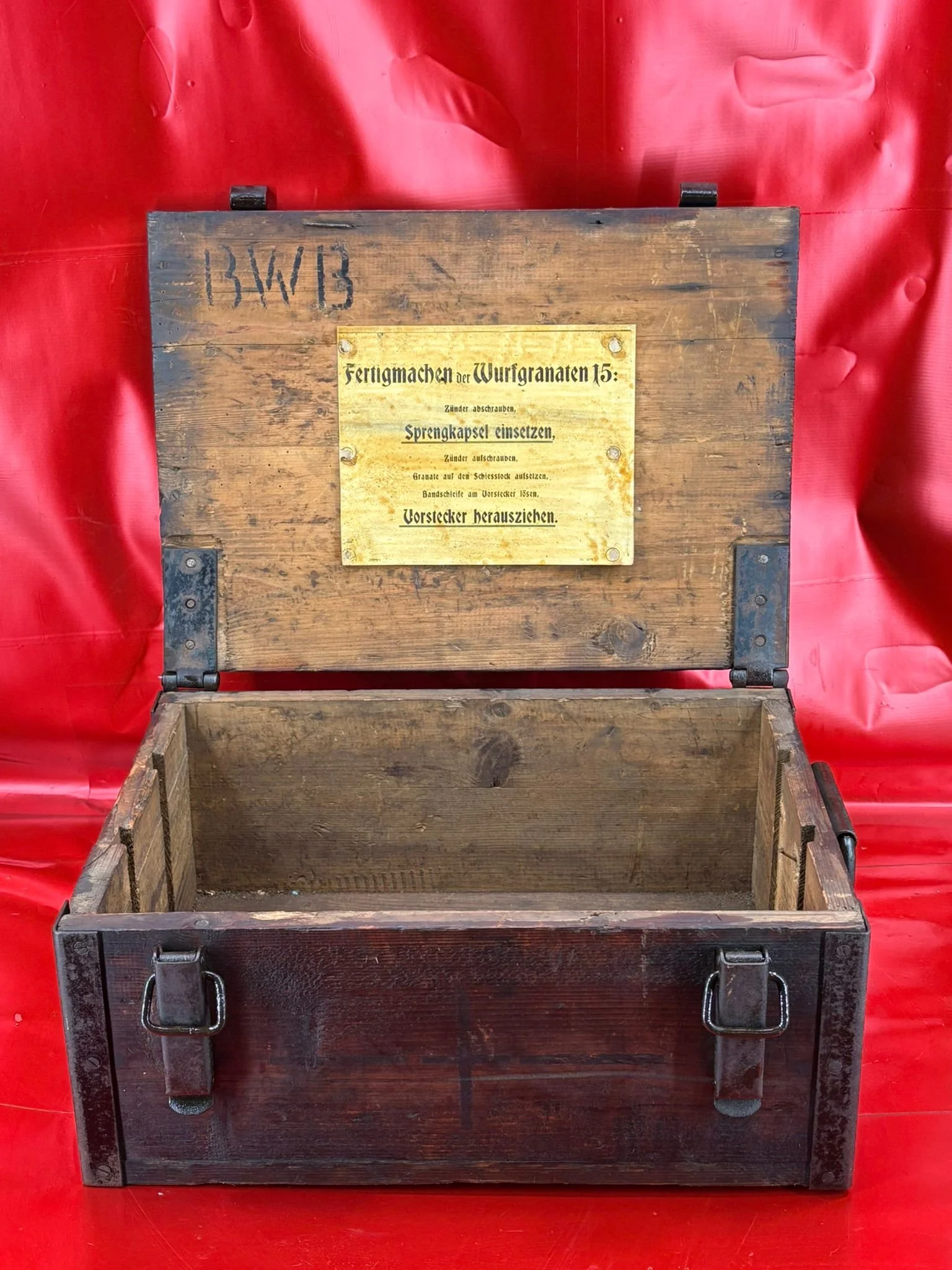 WhatsApp Image 2025-11-18 at 12.09.00 (6).jpeg