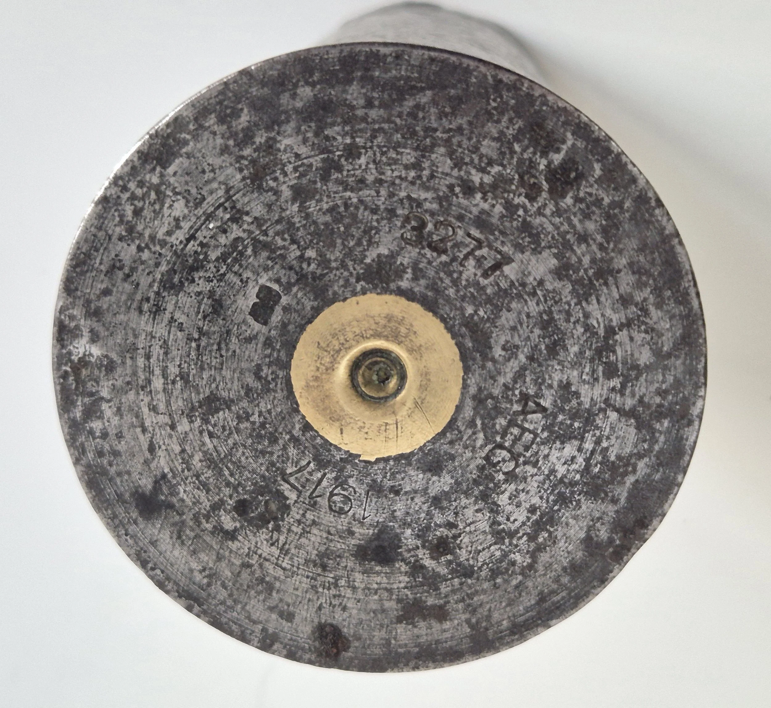 Super rare WW1 German steel case for the 7.7cm FK 96n.A. light field gun dated 1917. Manufactured by AEG.