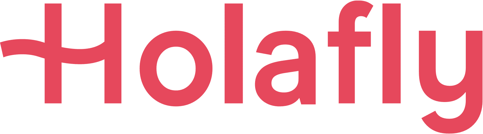 Logo del marchio HelloFresh scritto in rosa.