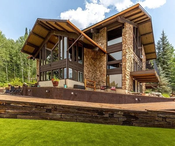 Custom built retaining wall built by Almost Perfect Property