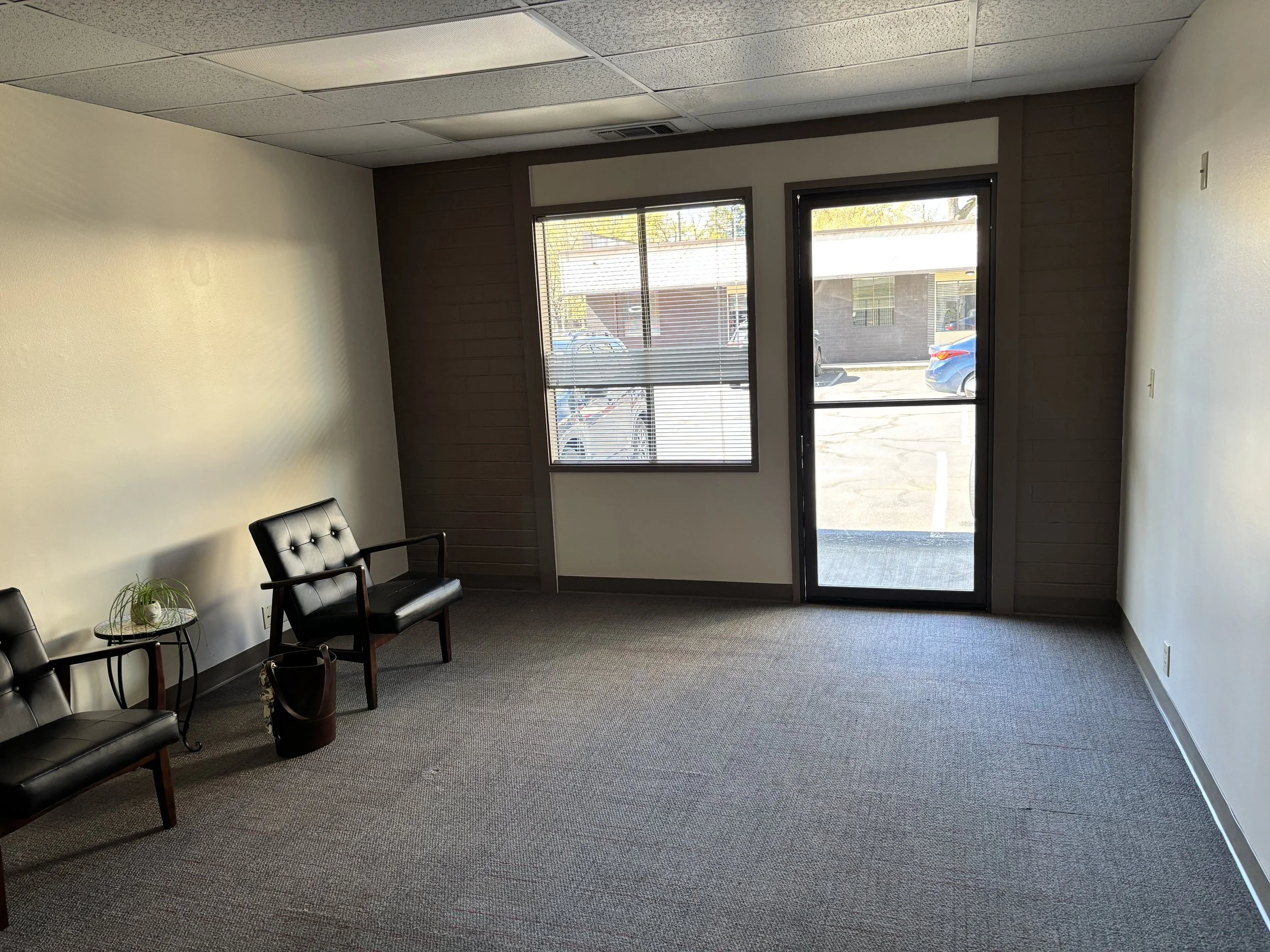 office entry - before.jpg