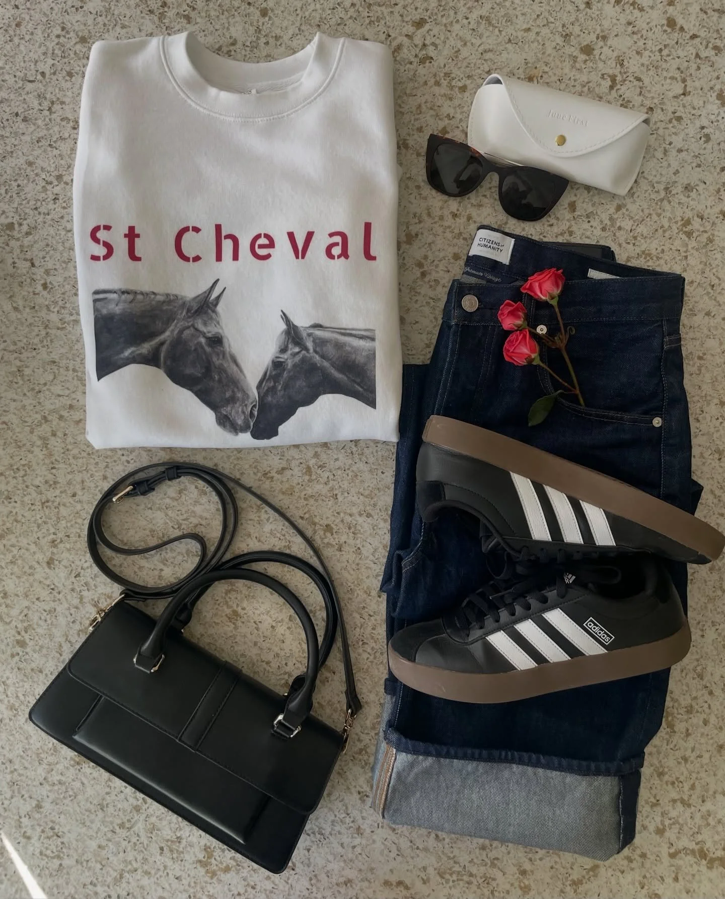 A little flat lay.✨ Let me tell you, these are harder to do than you think! But so much fun, loving every second of pouring creativity into this passion project that is @stcheval 

🌹✨Outfit details;

1)Crewneck, @stcheval 
2)Sunglasses, @june.first 