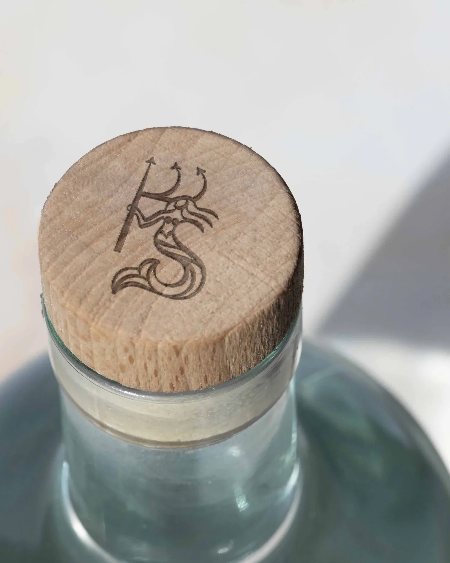 Pink Sand icon on custom cork for a vodka bottle