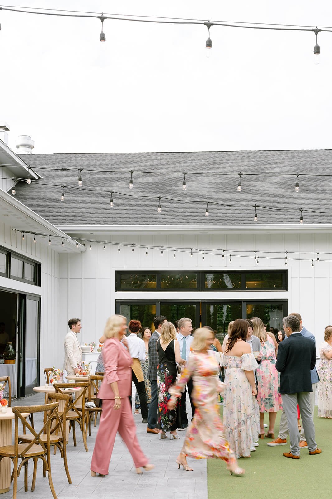 36-hutton-house-medicine-lake-wedding-laine-palm-minneapolis-event-design-planning-loui-photography.jpg
