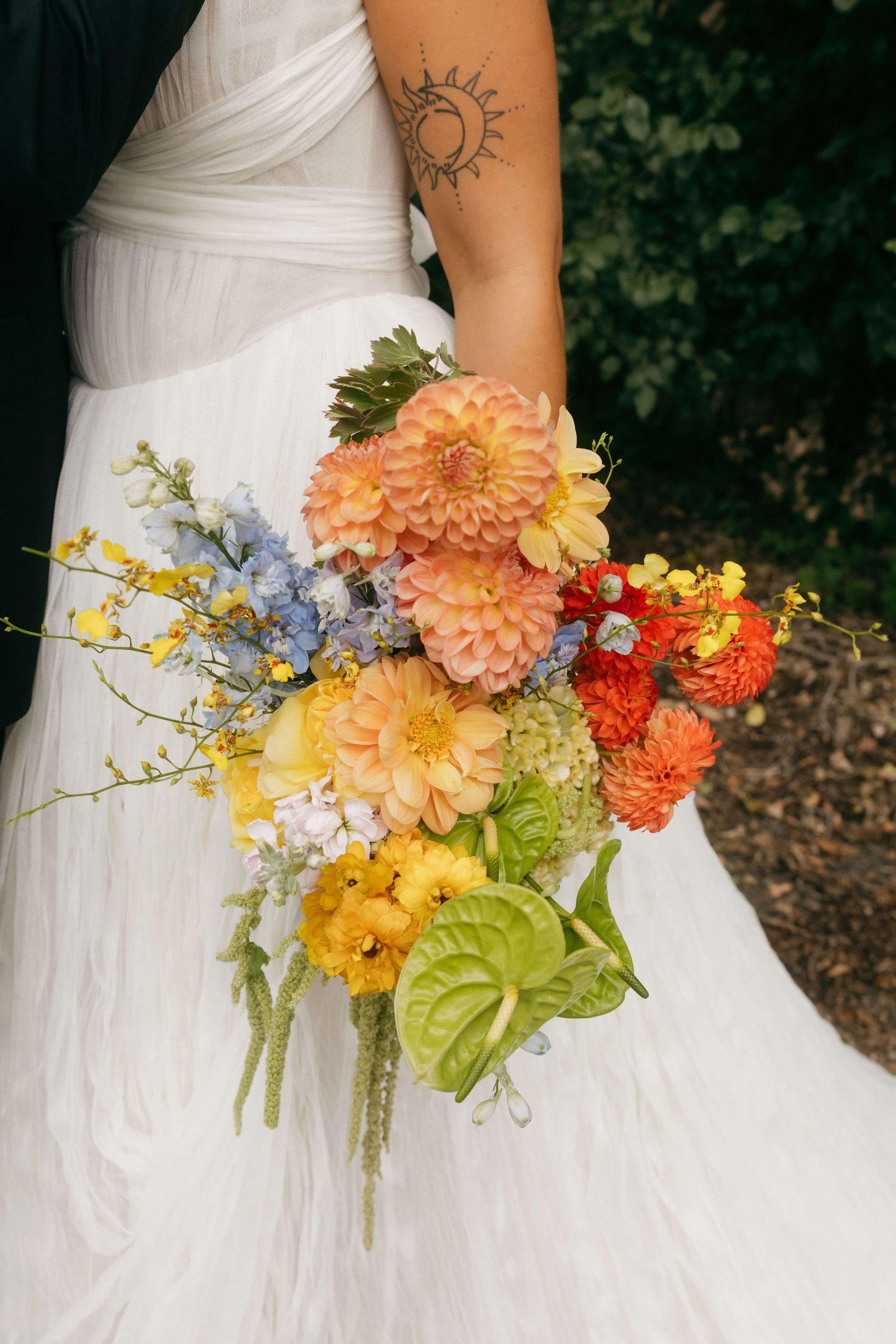 colorful-bridal-bouquet-ergo-floral.jpg