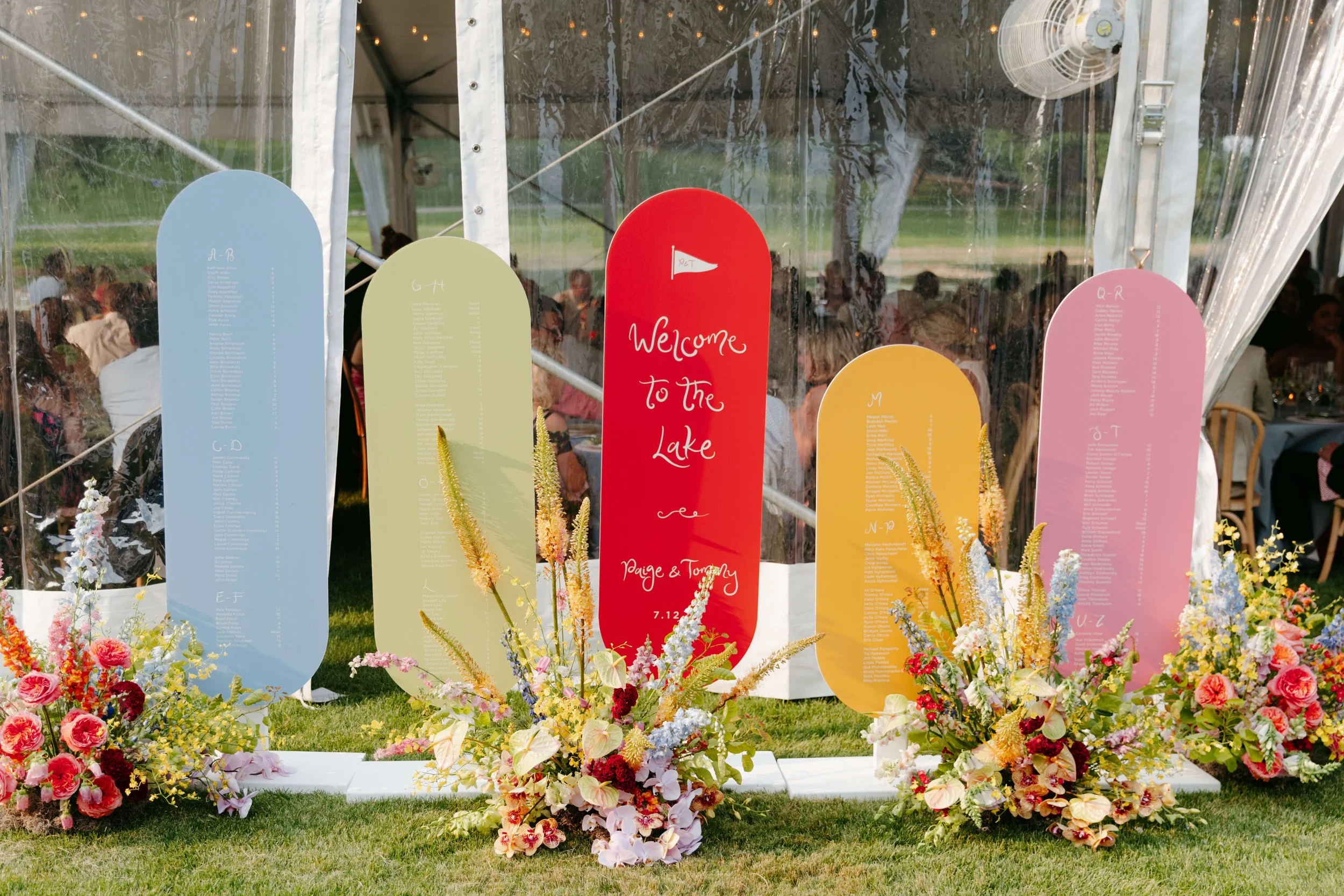 39-summer-lakeside-minnesota-wedding-laine-palm-minneapolis-event-planner-hael-photography.jpg