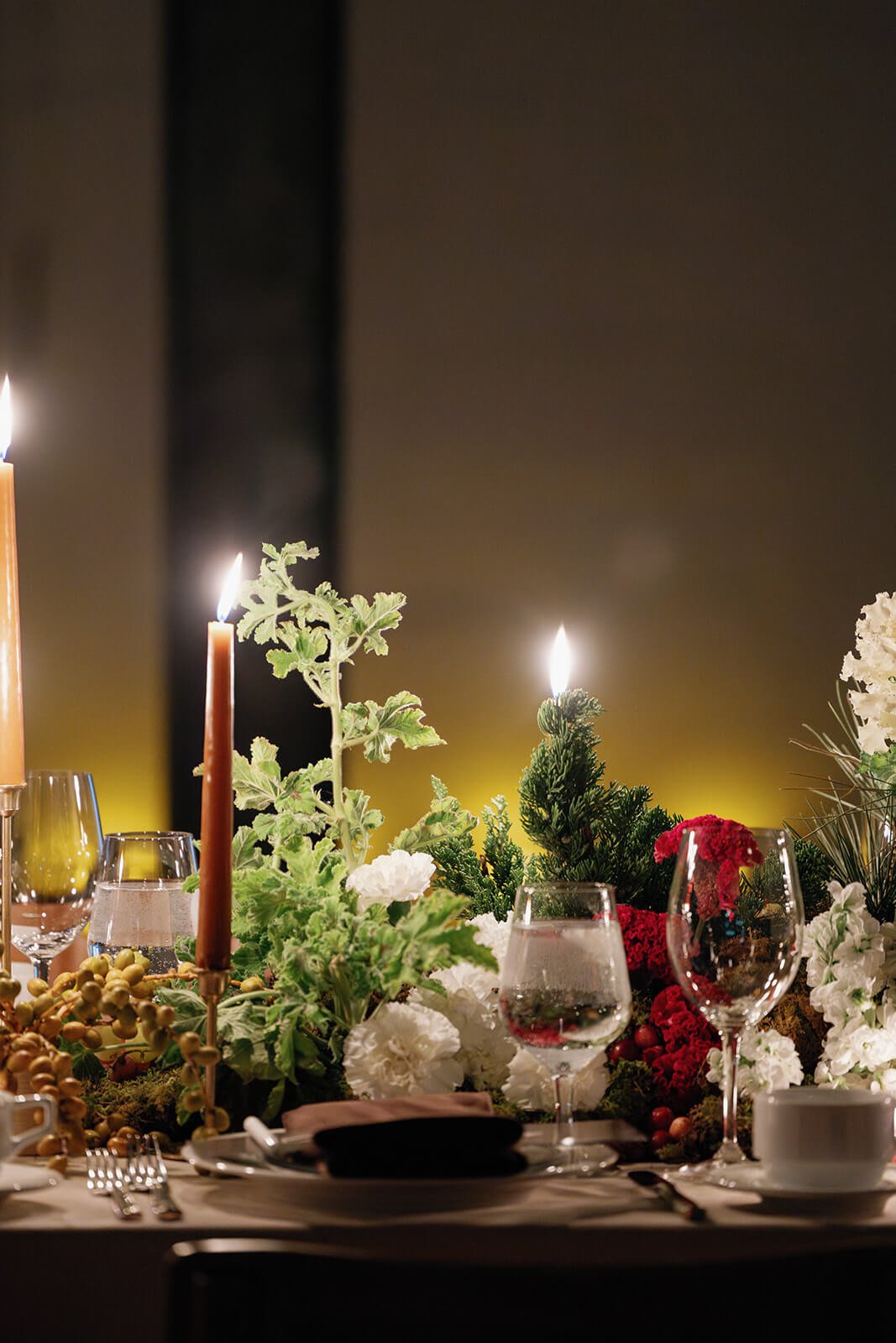 16-paikka-intimate-dinner-winter-solstice-laine-palm-event.jpg