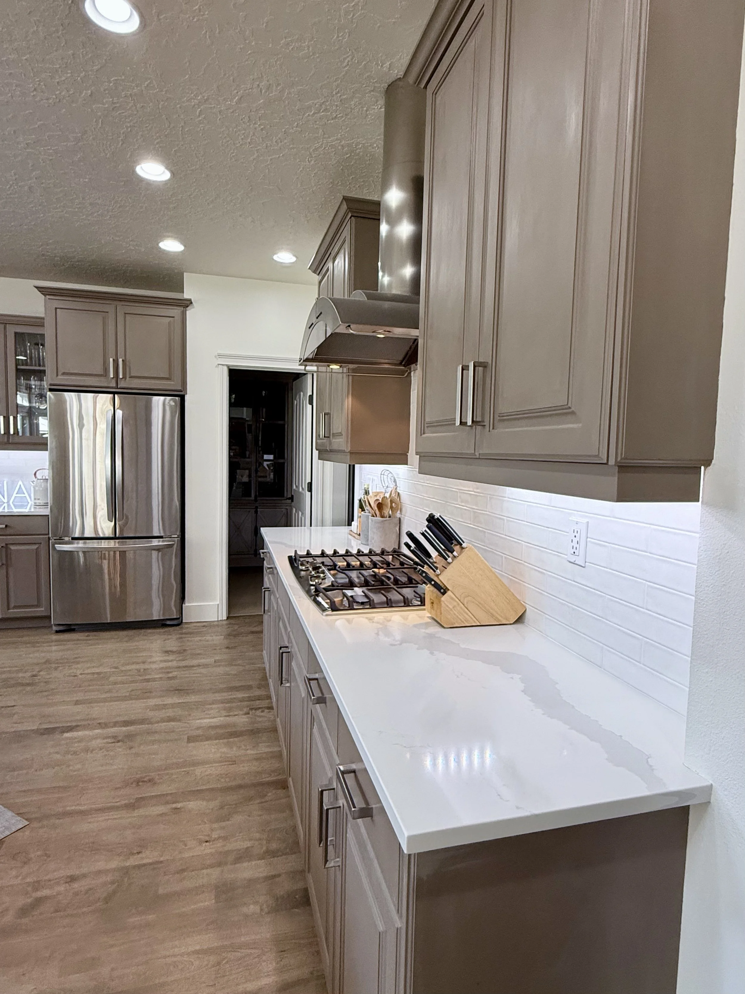 Expansive Kitchen with Under Cabinet Accent Lighting