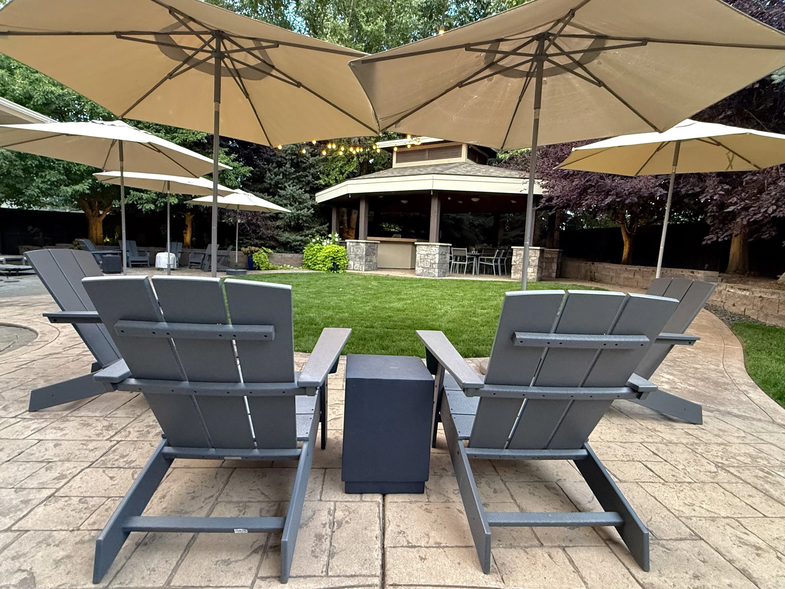 Backyard - Beautiful Private Park