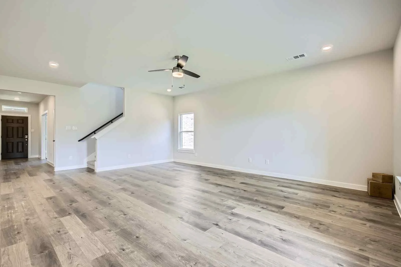 745 VINEYARD WAY - Web Quality - 006 - 06 Living Room.jpg