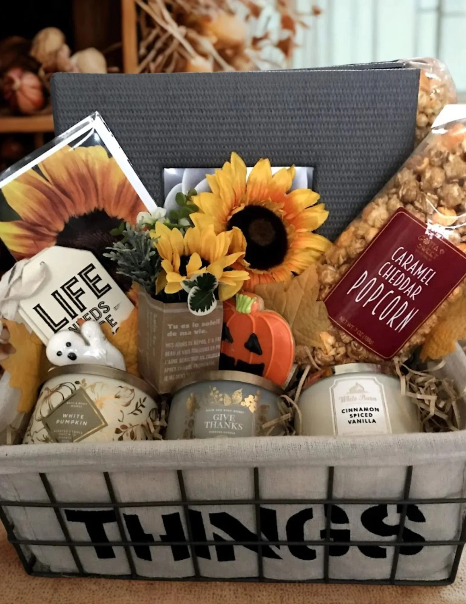 Fall -Sunflower Basket.jpg