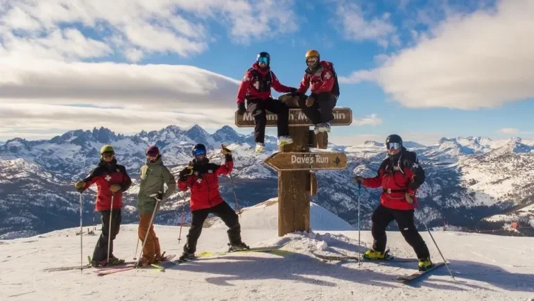 2017-2018-sign (1).webp