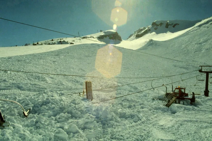 Digging out – February 1986