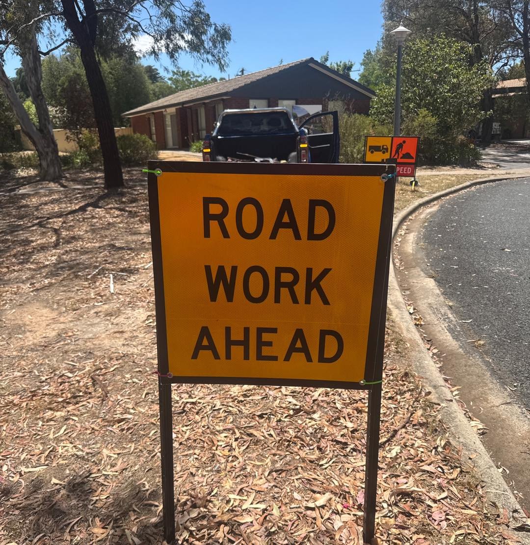 Summer builds. Tight streets. We&rsquo;ve got it.

#Summer builds #ResidentialConstruction #Canberra #TrafficManagement #SiteSafety #sitesafety #canberraconstruction #womeninconstruction💪  #canberramums #canberramumsinbusiness #canberrabuilders #can