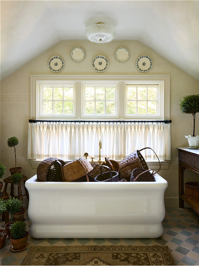 Studio Jennlilly · Moore House Design · The Connecticut Basket House · Featured in Architectural Digest · 16