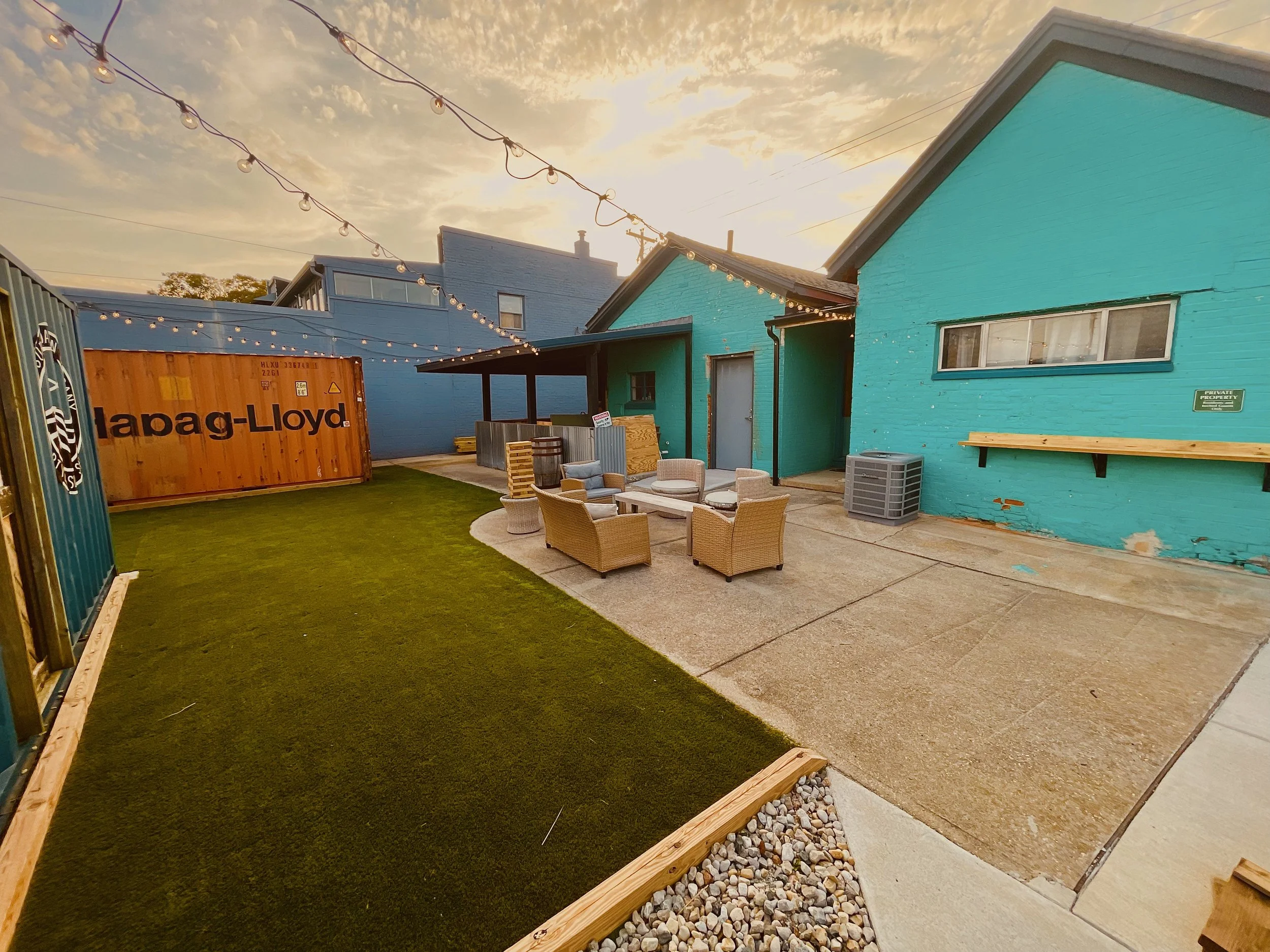 courtyard.jpg