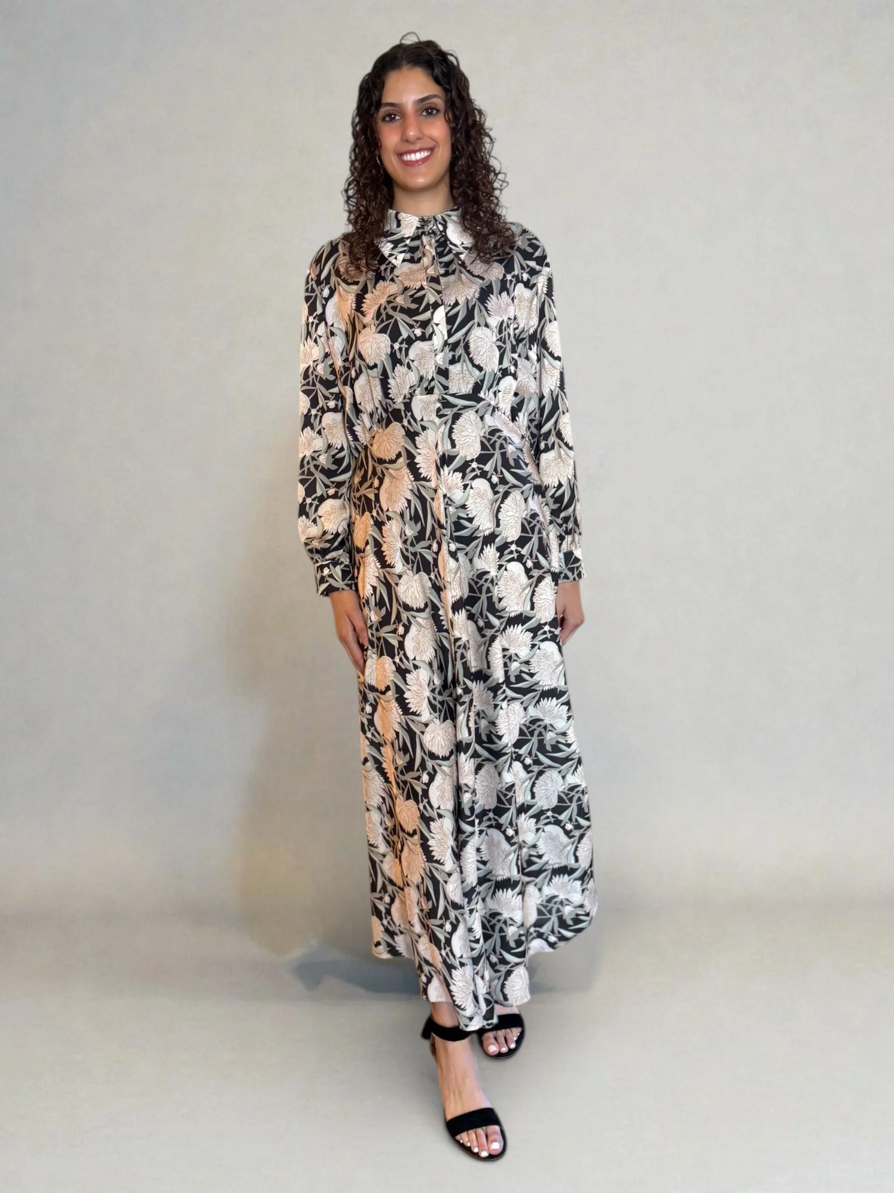 TAJI'Z- Black Long-Sleeve Floral Casual Maxi Dress
