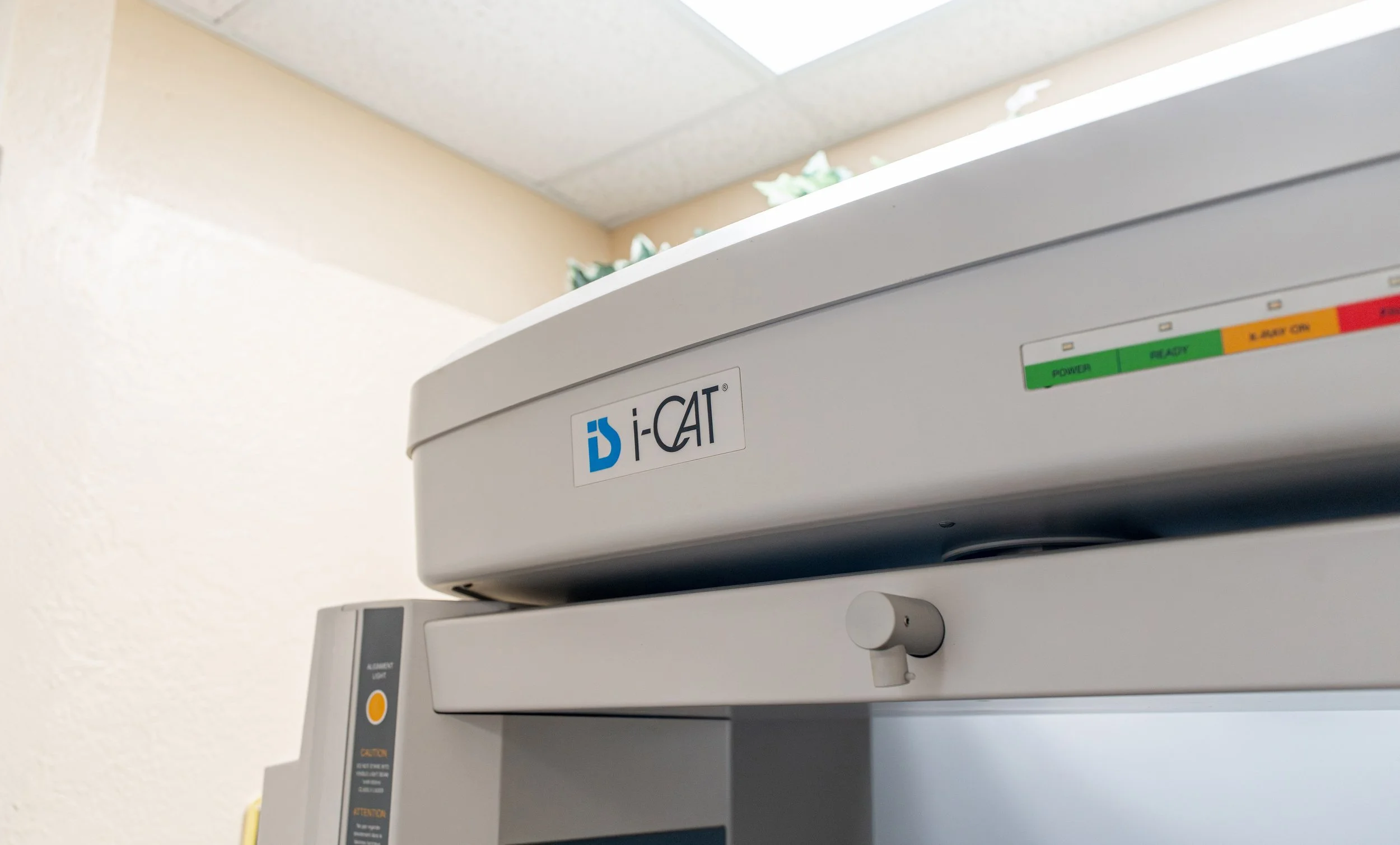 Close-up of the i-CAT Cone Beam CT imaging system used at the Head and Neck Center of Hawai‘i for atlas analysis.